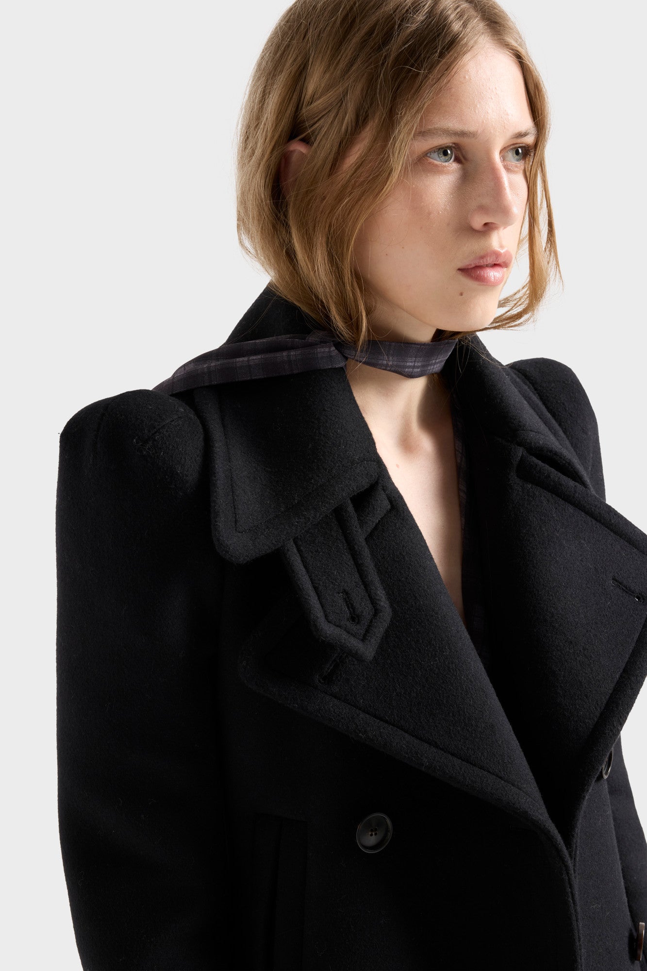 7-for-all-mankind-double-breasted-high-shoulder-jacke-wool-sable-schwarz image 4