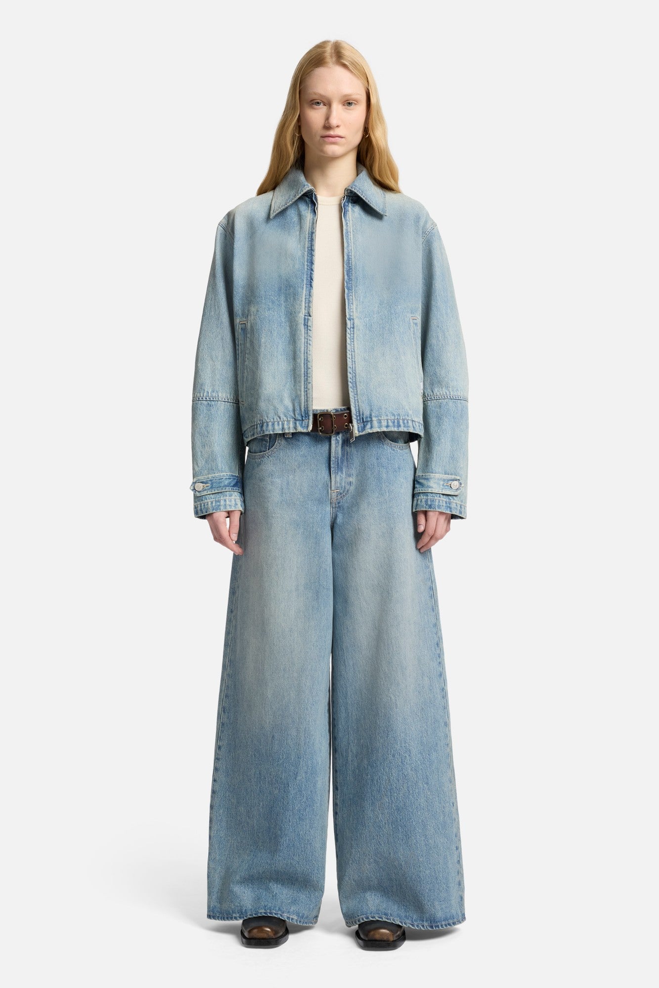 7-for-all-mankind-marie-wide-leg-coated-midland image 2