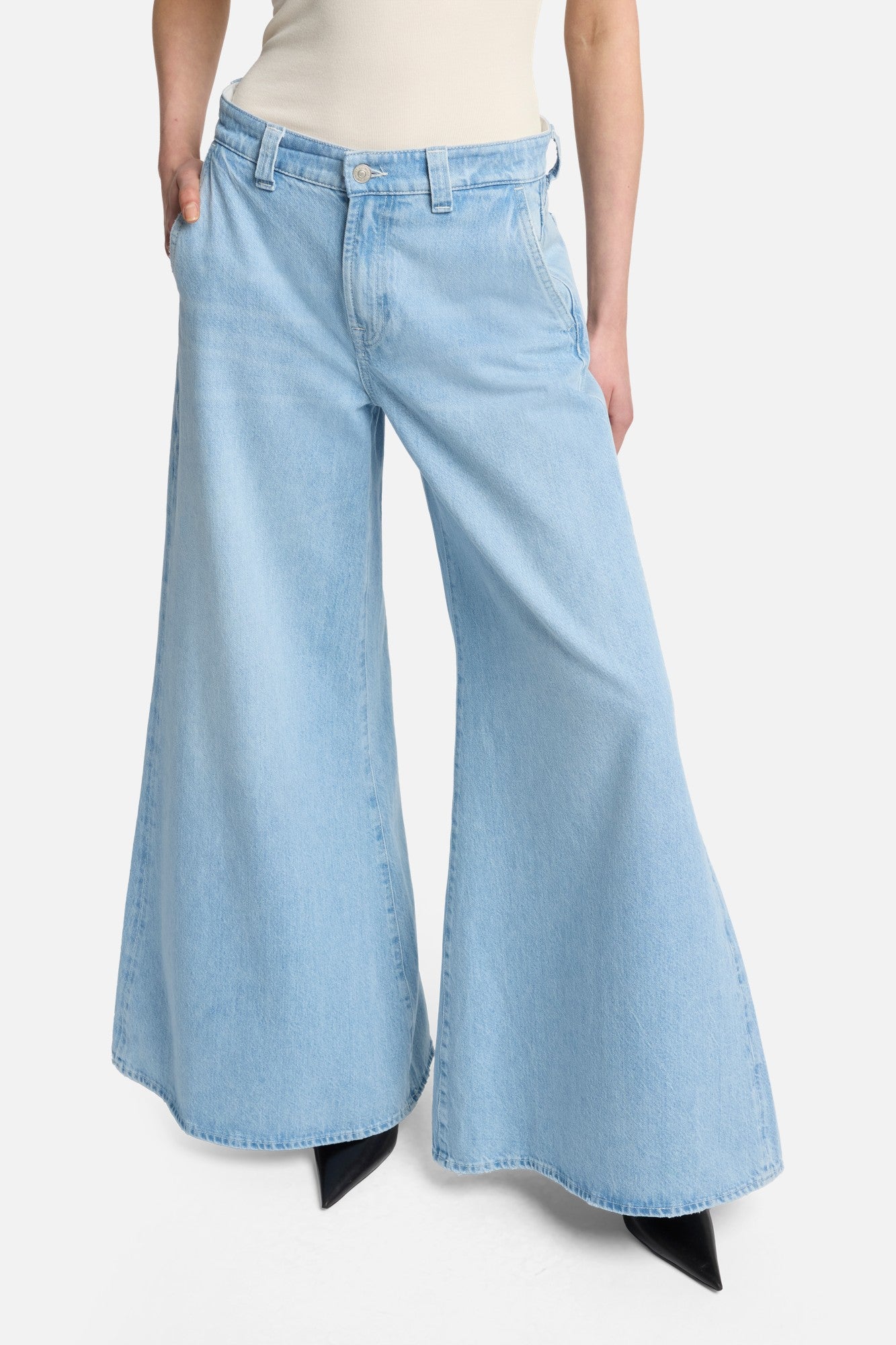 7-for-all-mankind-willow-palazzo-wide-leg-jeans-in-another-time image 4