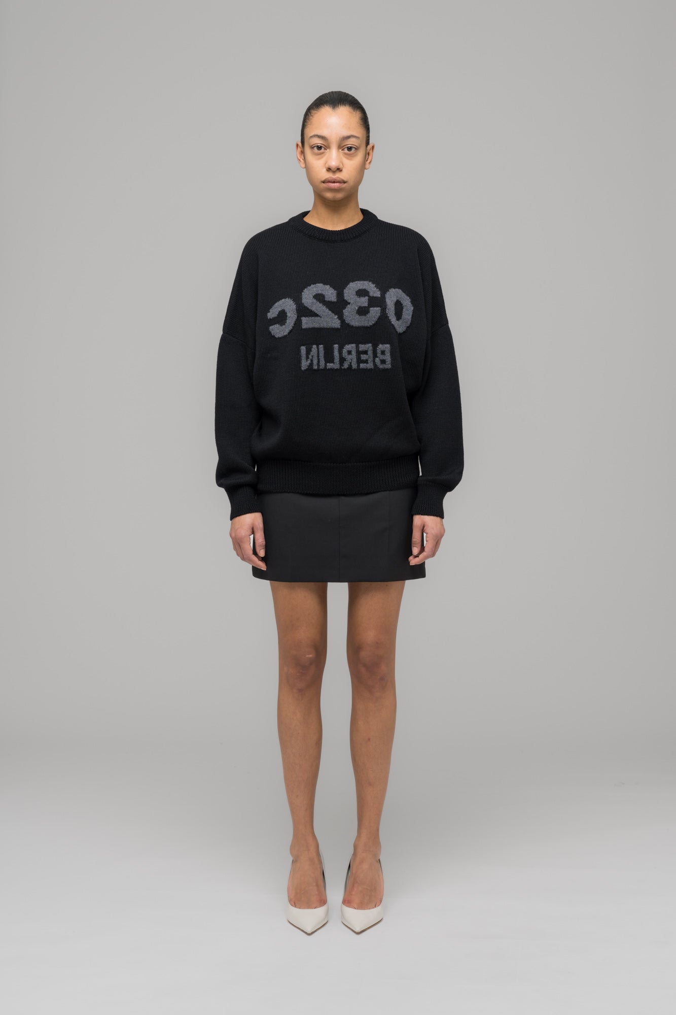 032c-selfie-sweater-black-black-melange-merino-strickpullover-relaxed-fit image 1