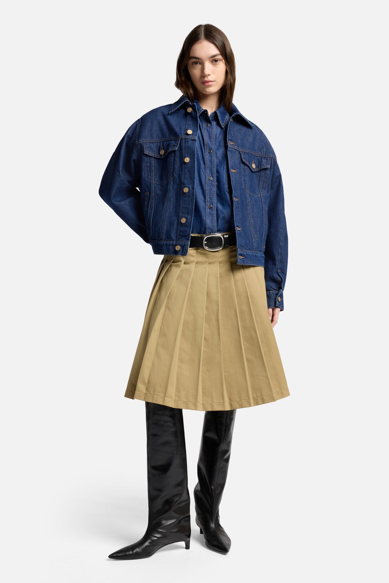 7-for-all-mankind-comfort-twill-plissee-midi-rock-sand-storm image 2