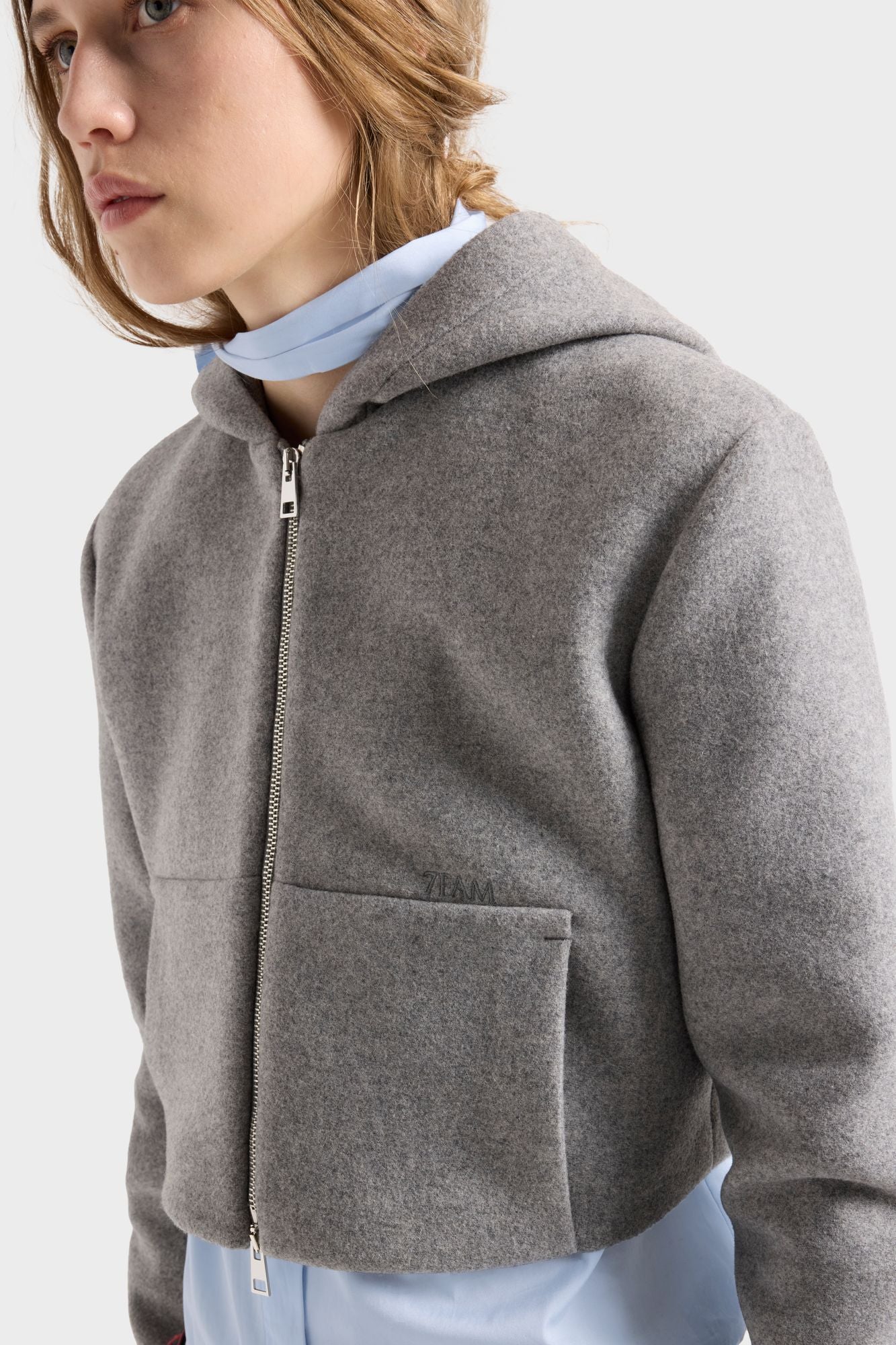 7-for-all-mankind-ruched-zip-hoodie-in-wool-slate image 4