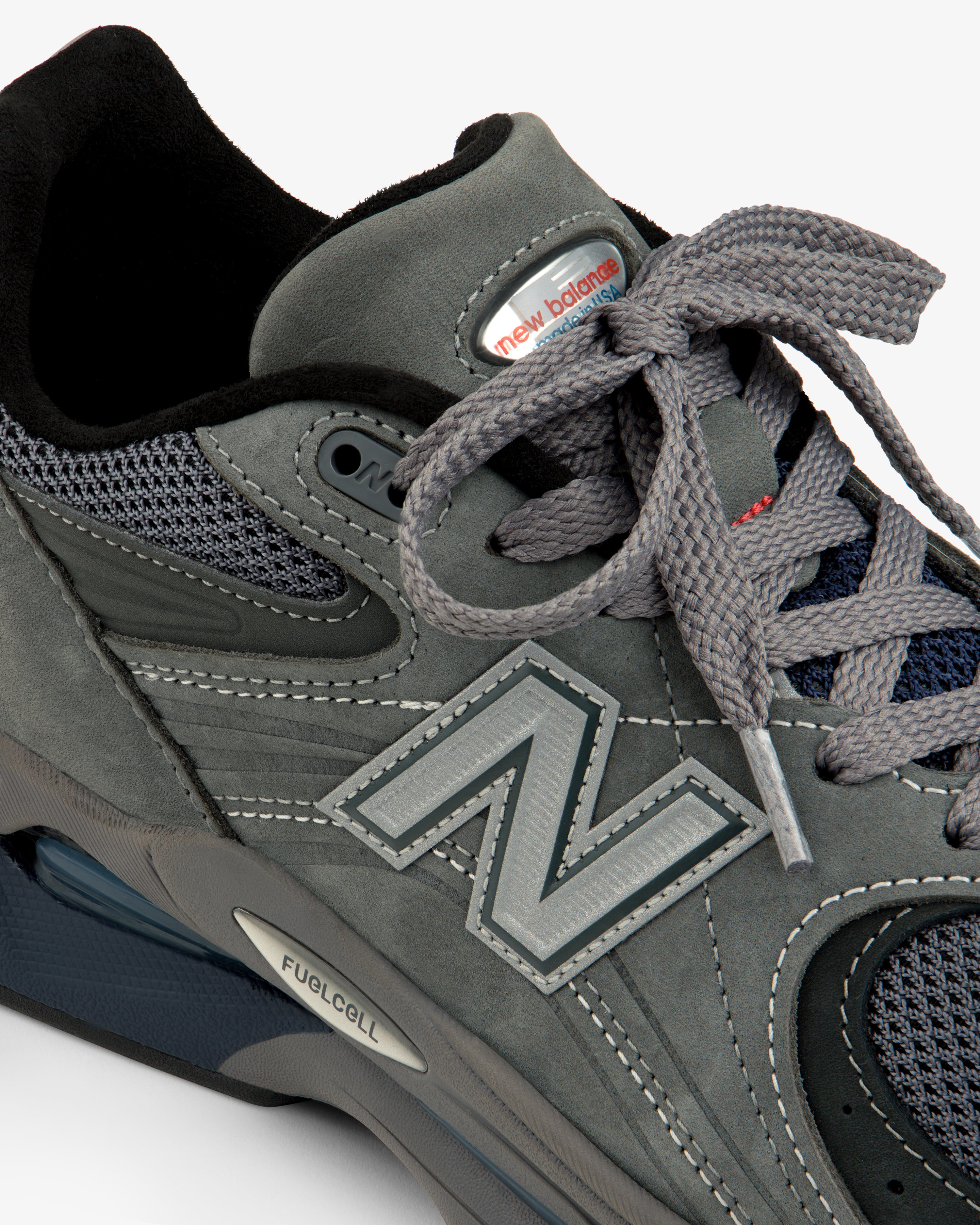 aim-leon-dore-new-balance-made-in-usa-2040v5-sneaker-grau image 6