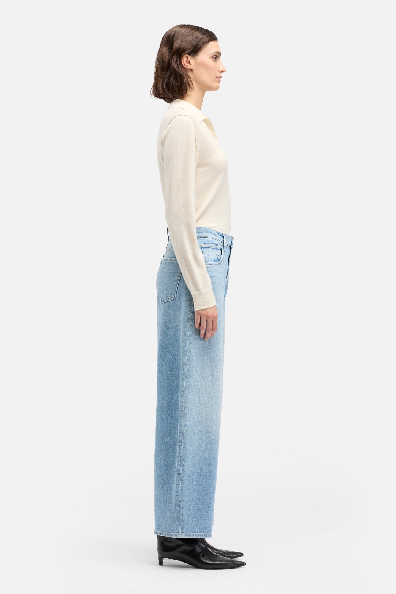 7-for-all-mankind-bonnie-curvilinear-barrel-jeans-seabreeze image 6