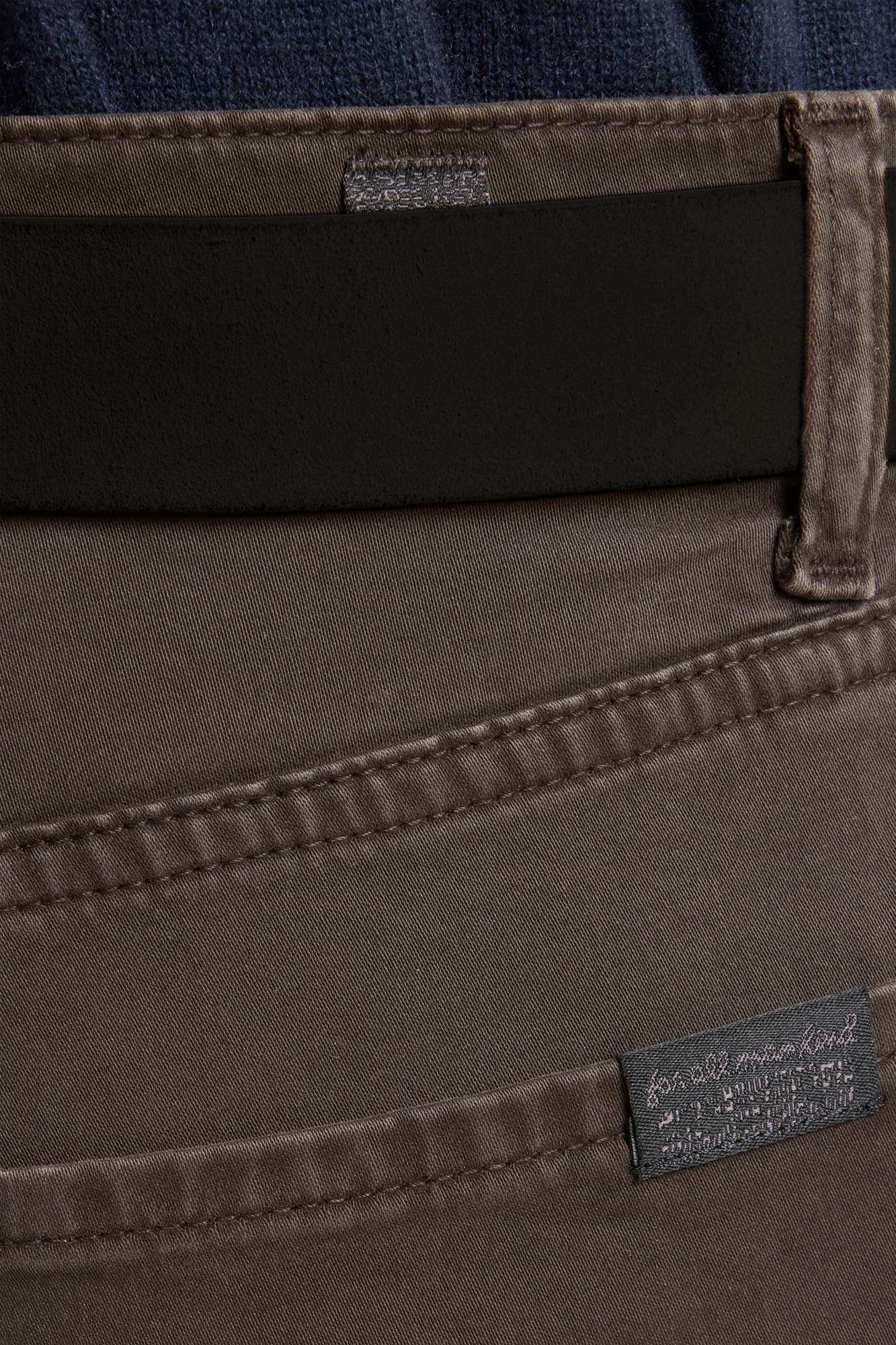 7-for-all-mankind-the-straight-hose-herren-molasses-luxe-performance-sateen image 4