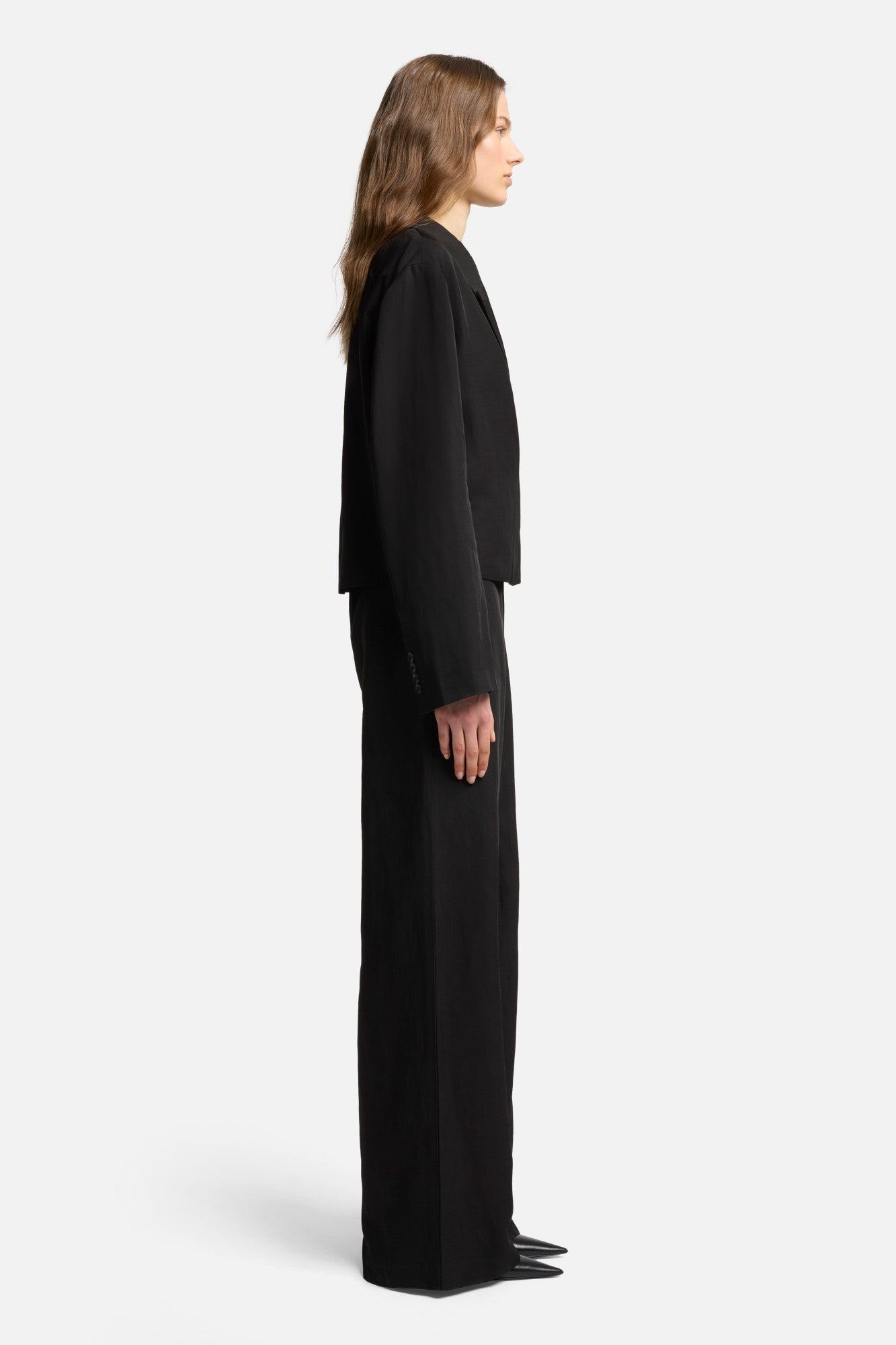 7-for-all-mankind-cropped-leinen-blazer-schwarz-damen image 6