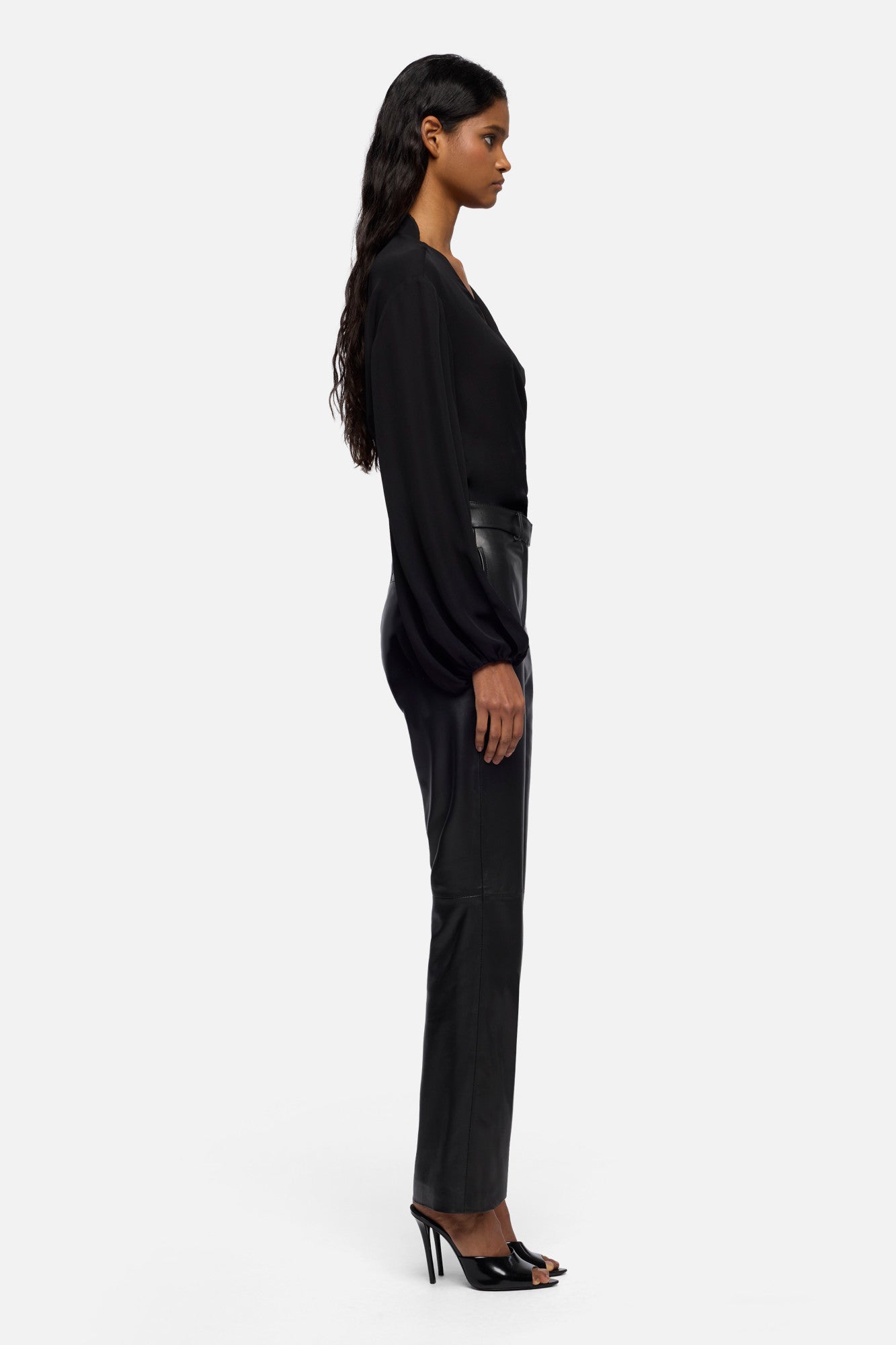 7-for-all-mankind-stovepipe-lederhose-black-high-waist image 6