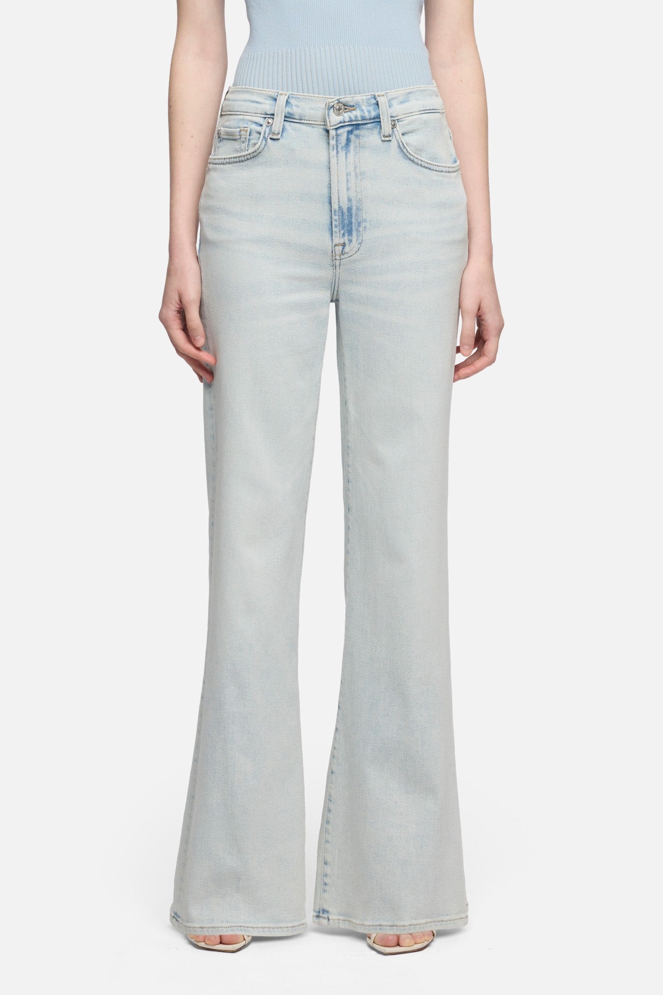 7-for-all-mankind-tailorless-modern-dojo-flare-jeans-frosted-lotus image 3