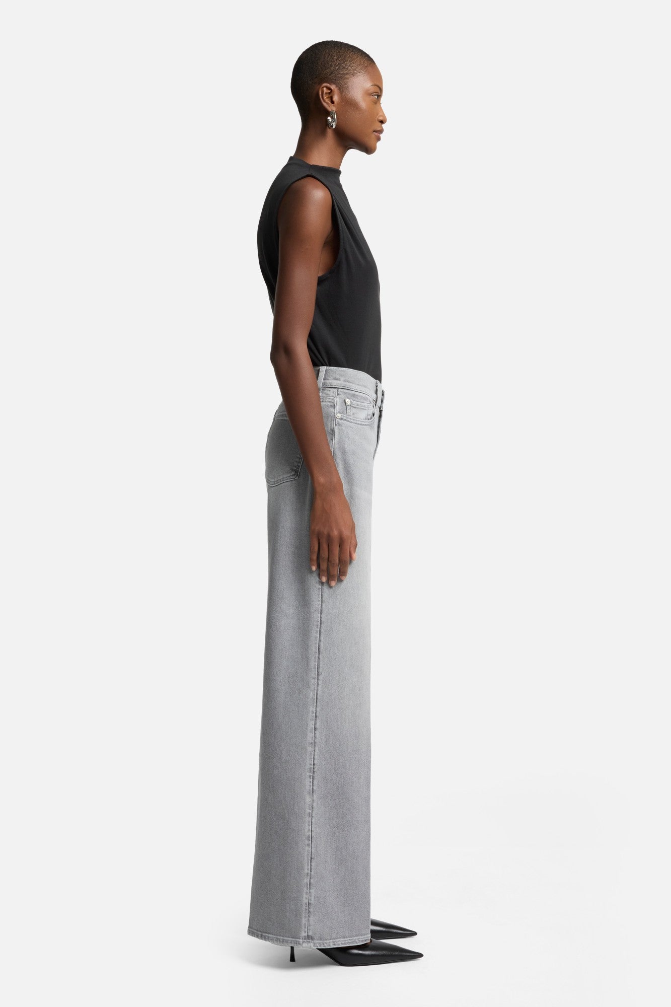 7-for-all-mankind-luxe-vintage-lotta-wide-leg-jeans-panalu image 6