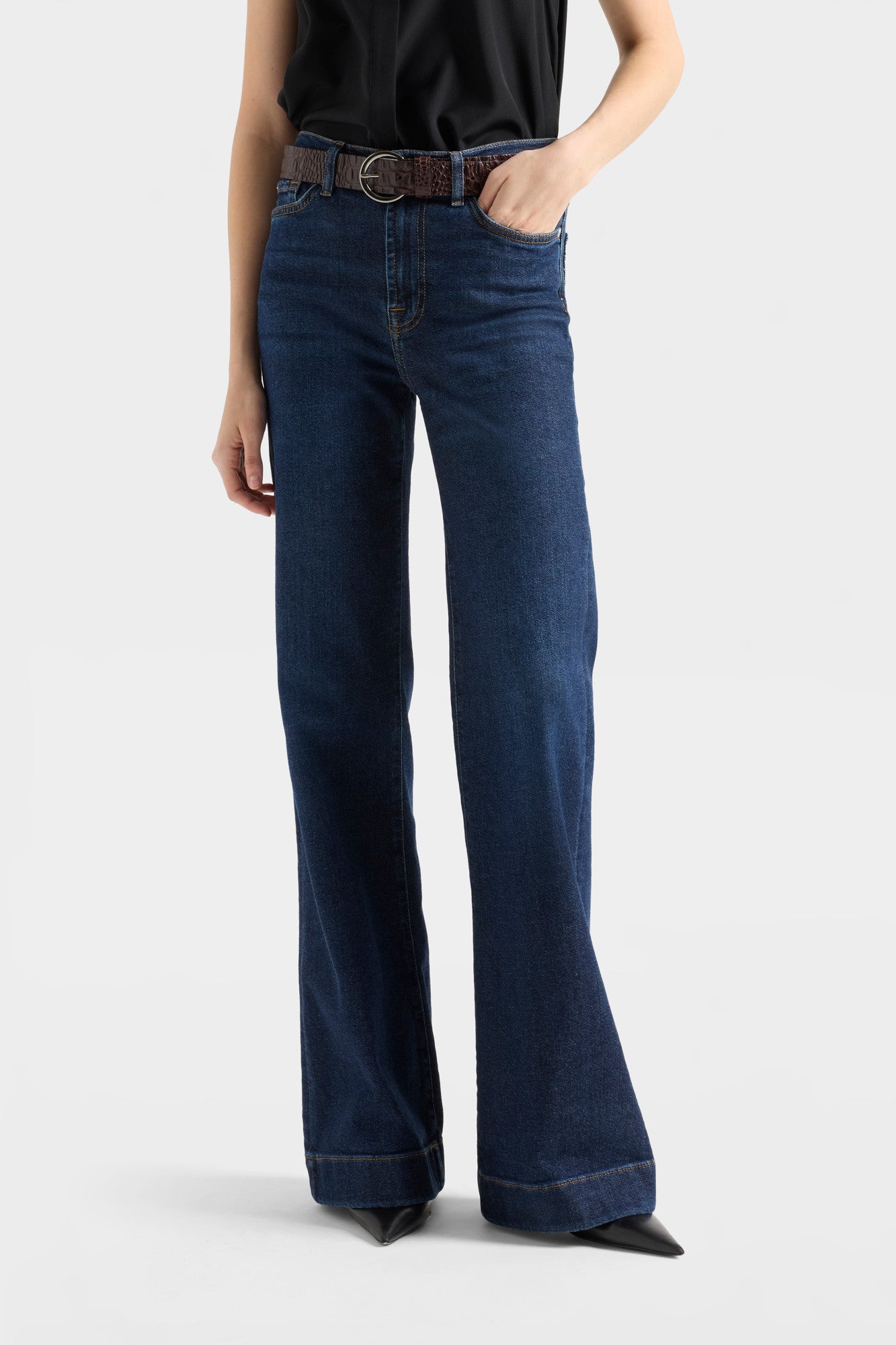 7-for-all-mankind-petite-modern-dojo-flare-jeans-luxe-vintage-bluecrest image 3