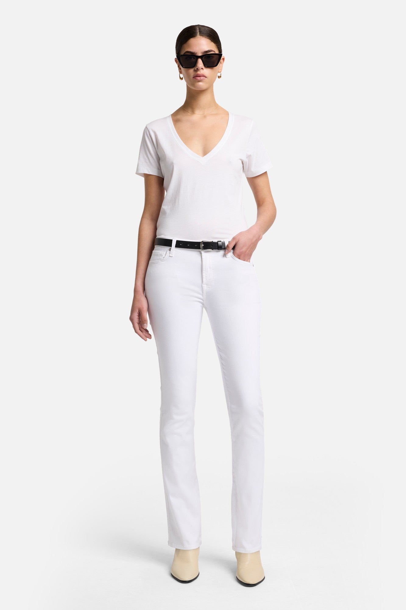 7-for-all-mankind-slim-illusion-kimmie-straight-jeans-luxe-white image 2