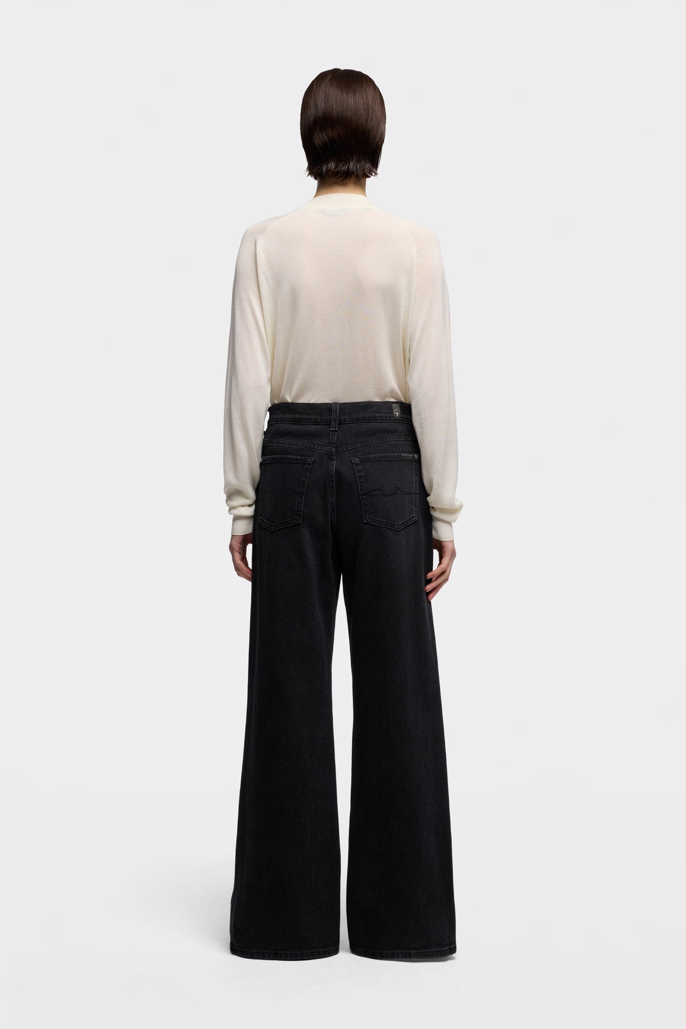 7-for-all-mankind-tailorless-lotta-wide-leg-jeans-heavy-rain image 5