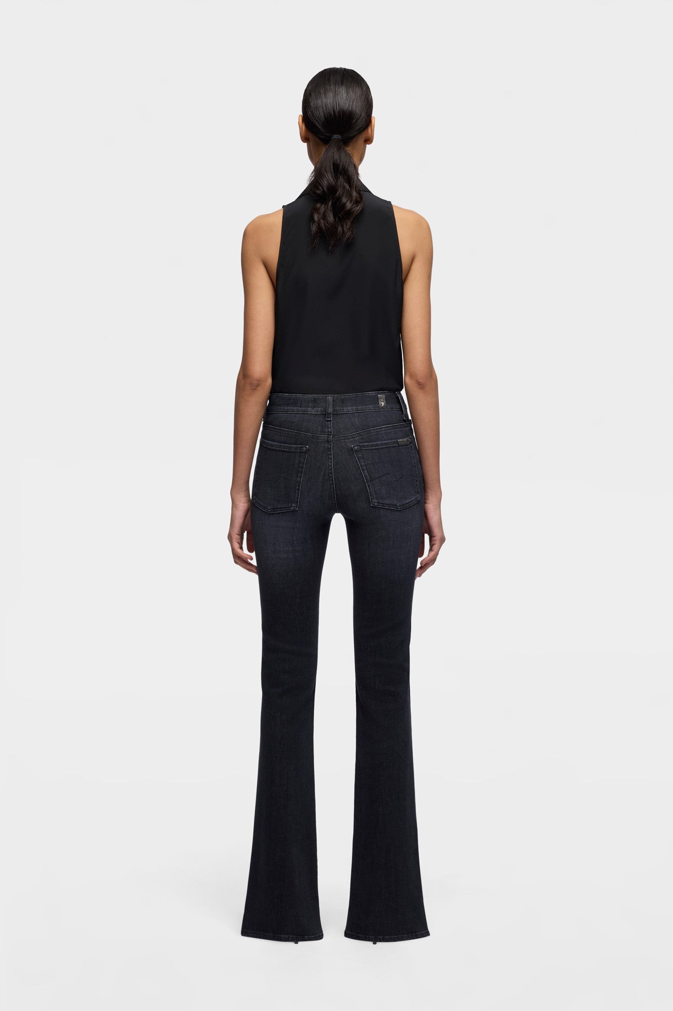 7-for-all-mankind-leggy-bootcut-jeans-slim-illusion-carbon-storm image 5
