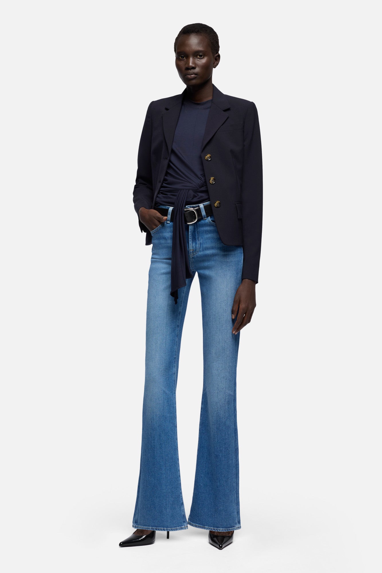 7-for-all-mankind-leggy-bootcut-slim-illusion-coastline-damen image 2