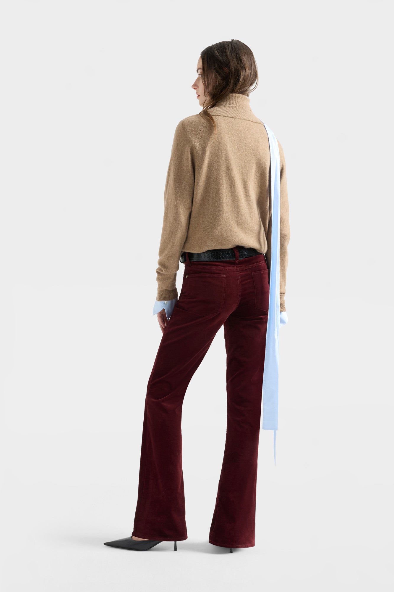 7-for-all-mankind-leggy-bootcut-samthose-velvet-burgundy image 5