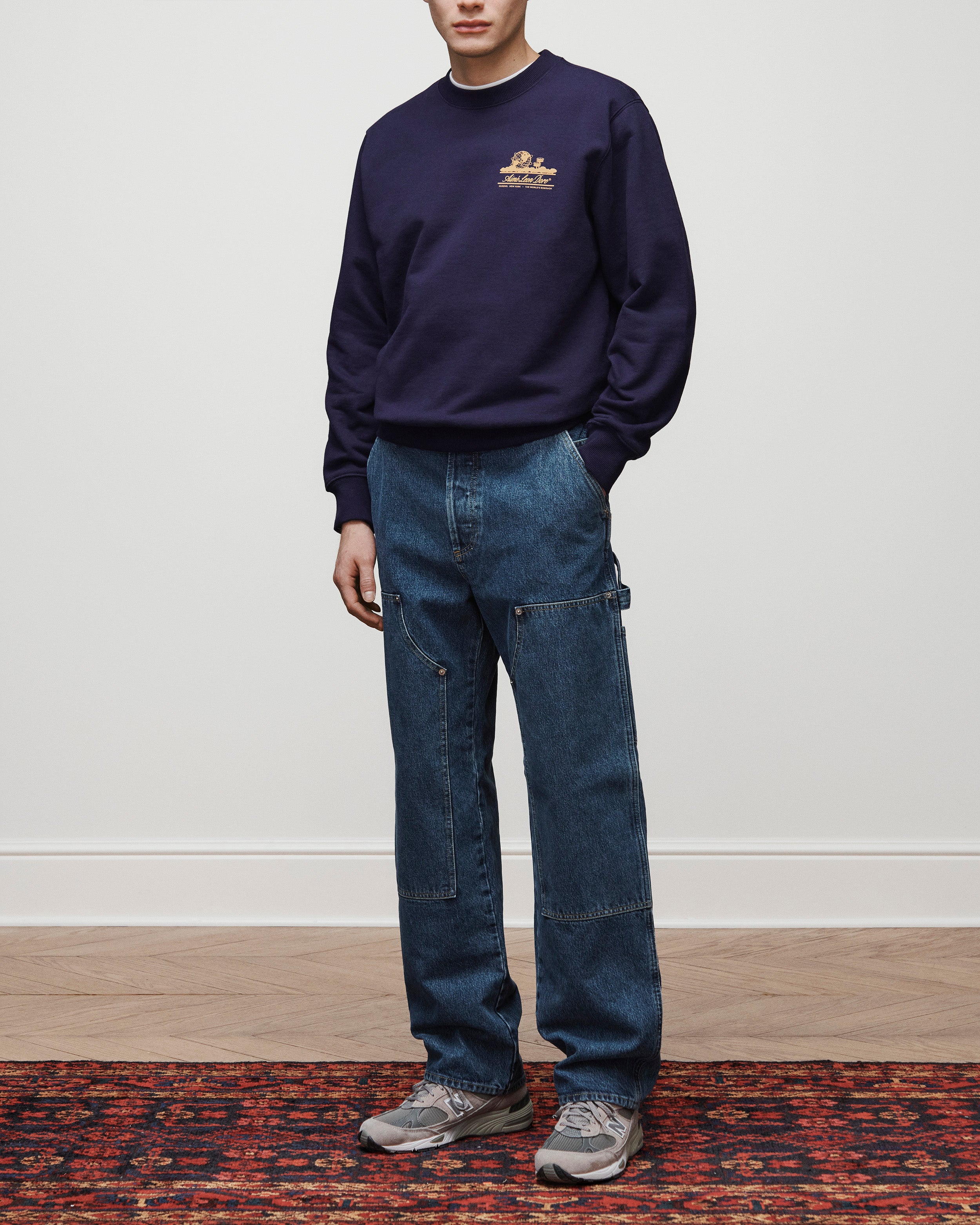 aim-leon-dore-unisphere-crewneck-sweatshirt-navy-loopback-fleece image 3