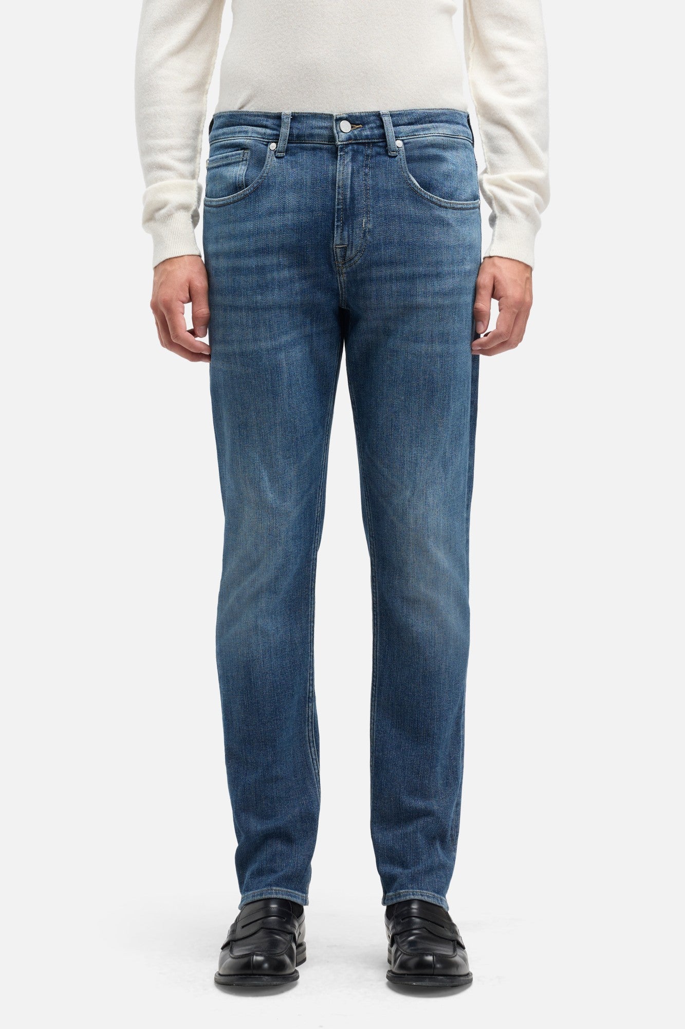 7-for-all-mankind-slimmy-tapered-luxe-vintage-estate-jeans image 3
