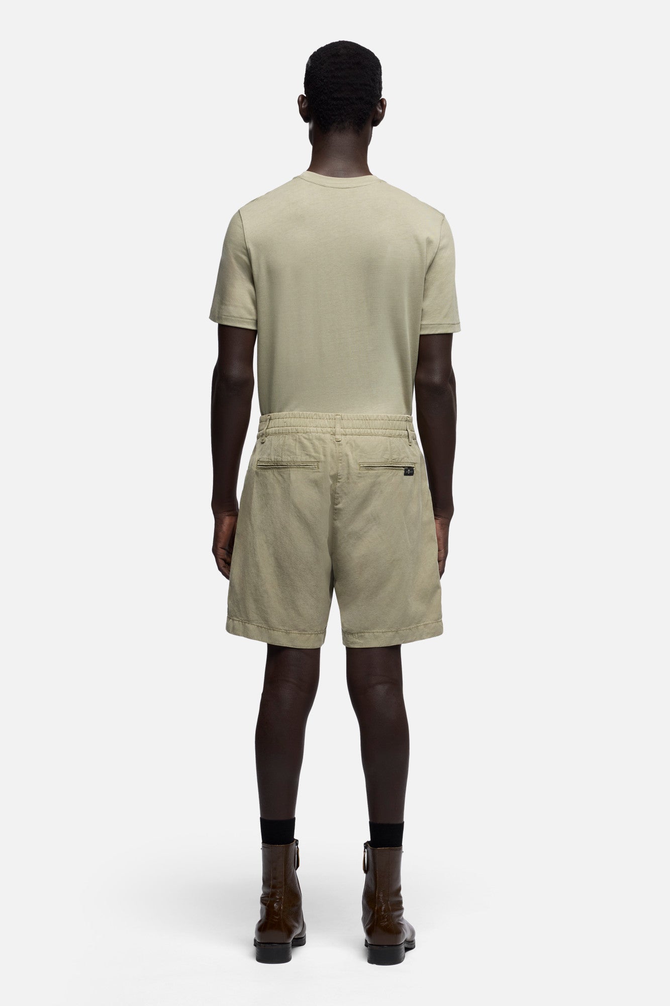 7-for-all-mankind-hybrid-jogger-short-in-linen-blend-army-herren-jogger-shorts-m image 5