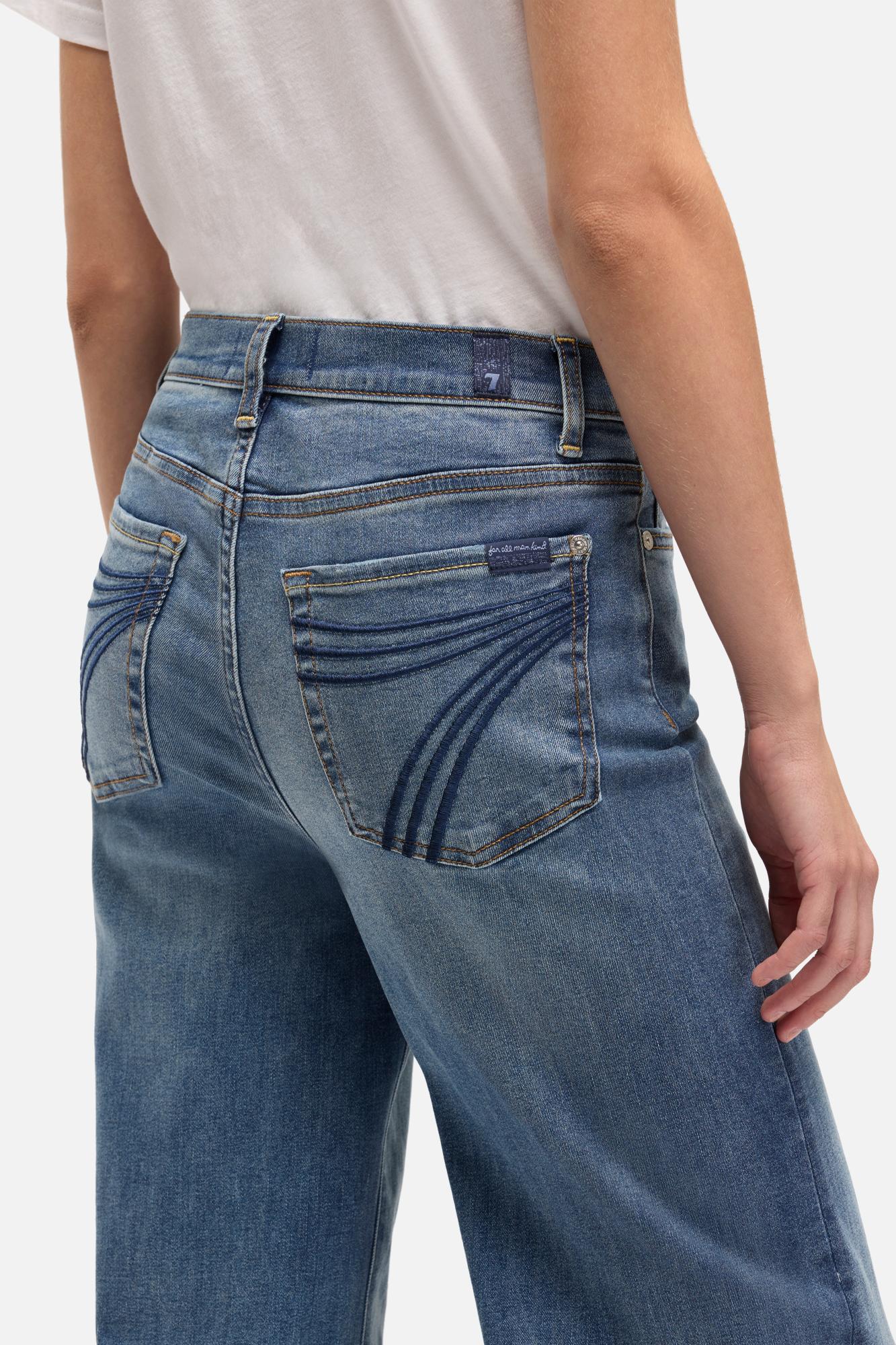 7-for-all-mankind-ultra-high-rise-jo-wide-leg-jeans-slim-illusion-swim image 4