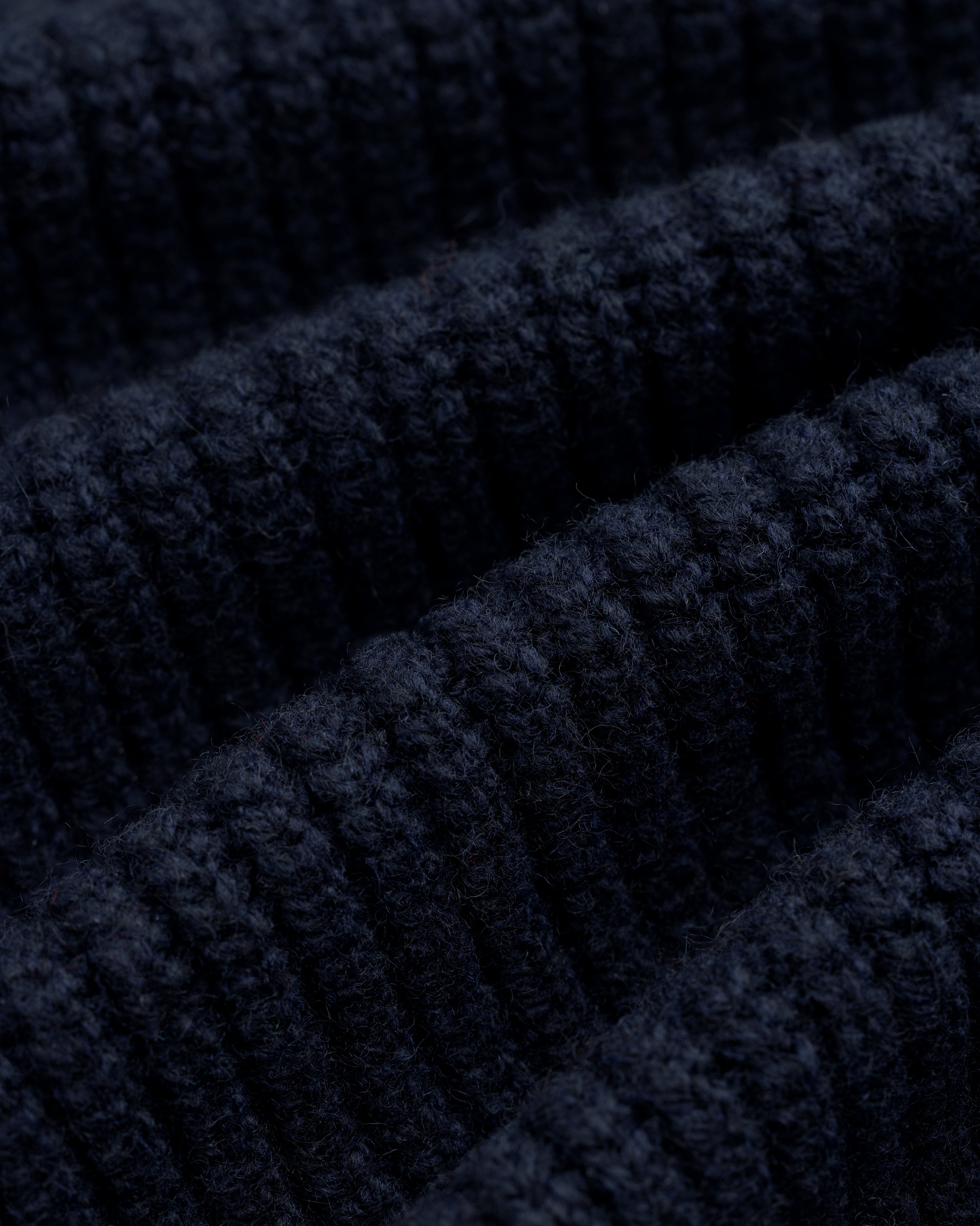 aim-leon-dore-ny-highlanders-ribbed-wool-crewneck-pullover-navy image 7
