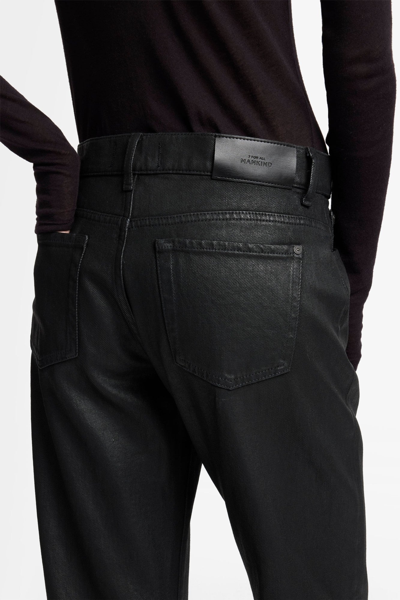 7-for-all-mankind-spencer-flare-coated-denim-jeans-blackcat image 4