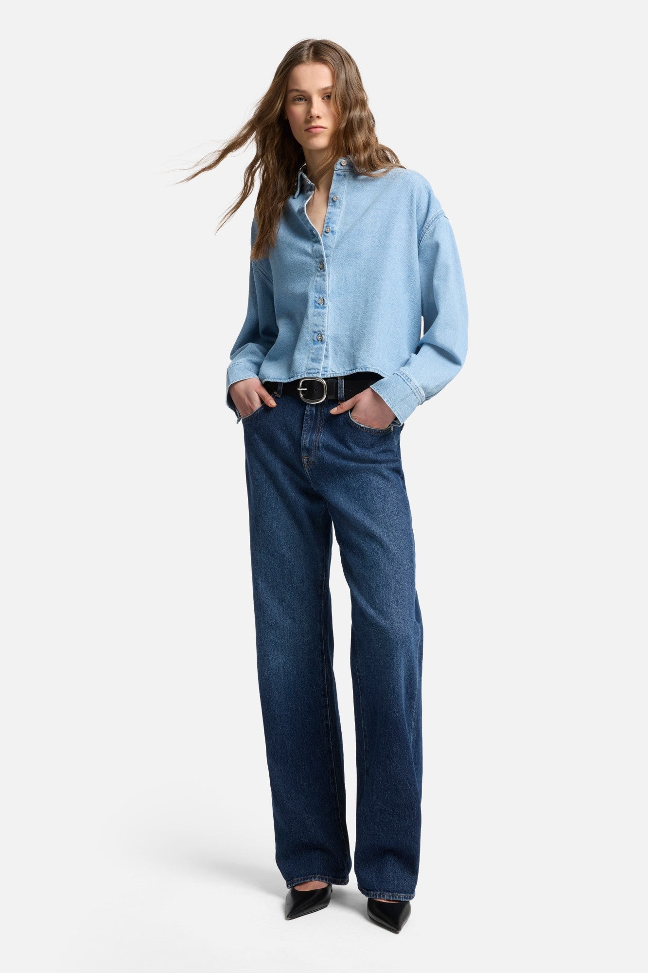 7-for-all-mankind-weightless-nina-cropped-denimhemd-hana image 7