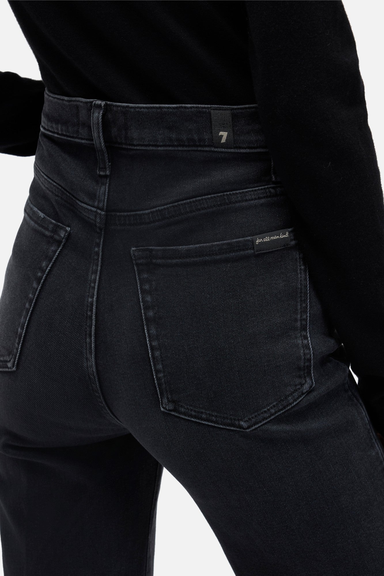 7-for-all-mankind-modern-dojo-flare-jeans-luxe-vintage-bottomline image 4