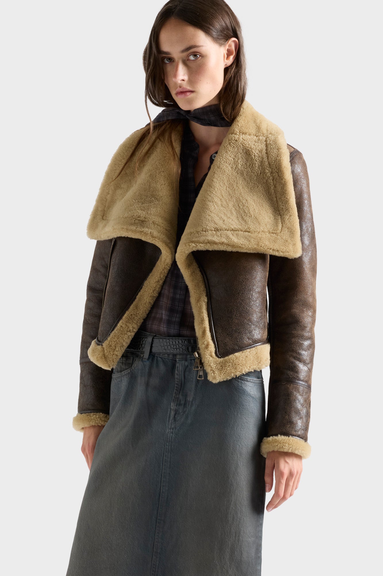 7-for-all-mankind-high-collar-shearling-jacke-leather-walnut-damen image 3