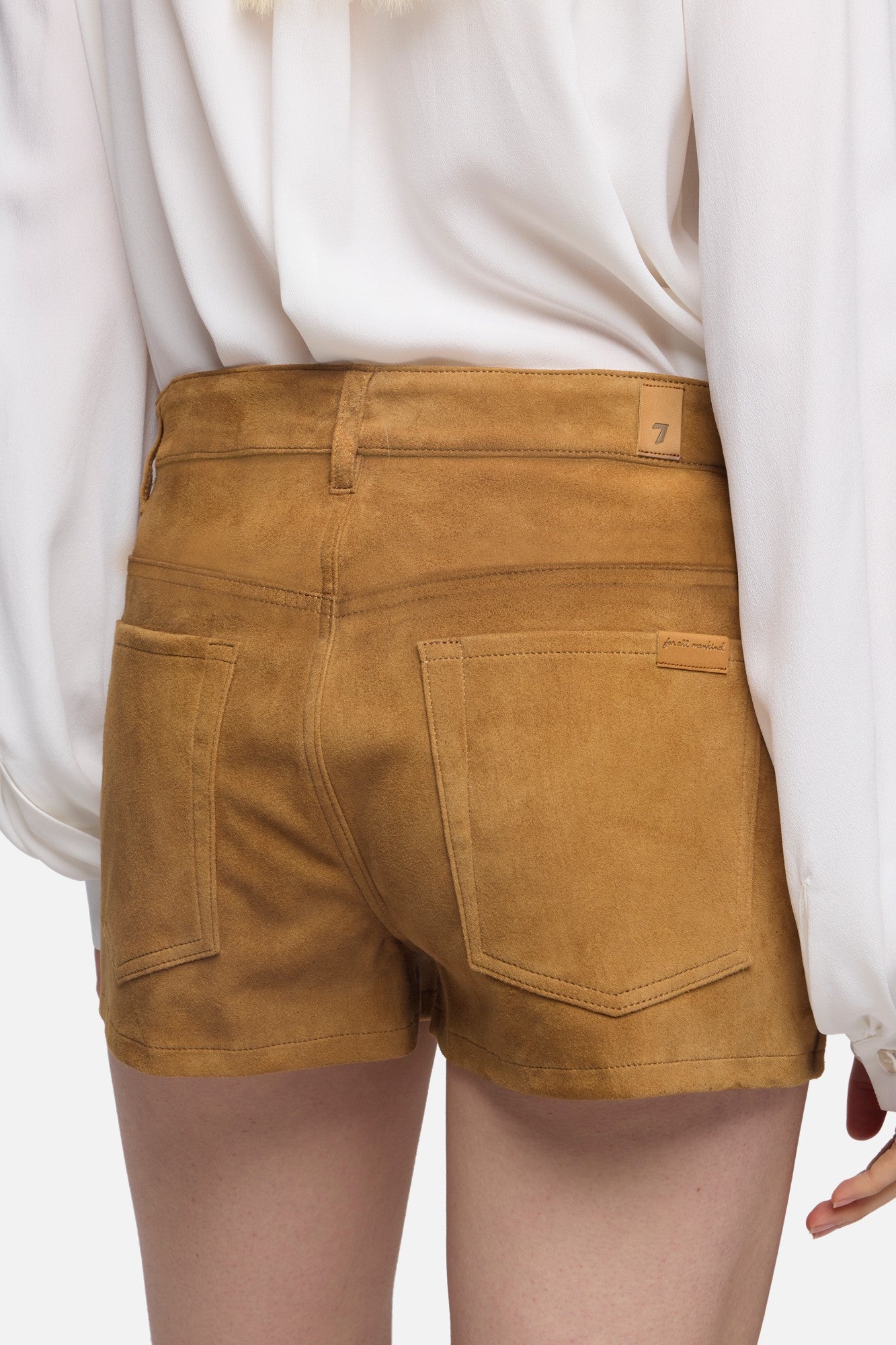 7-for-all-mankind-shorts-suede-caramel-aus-italienischem-veloursleder image 4