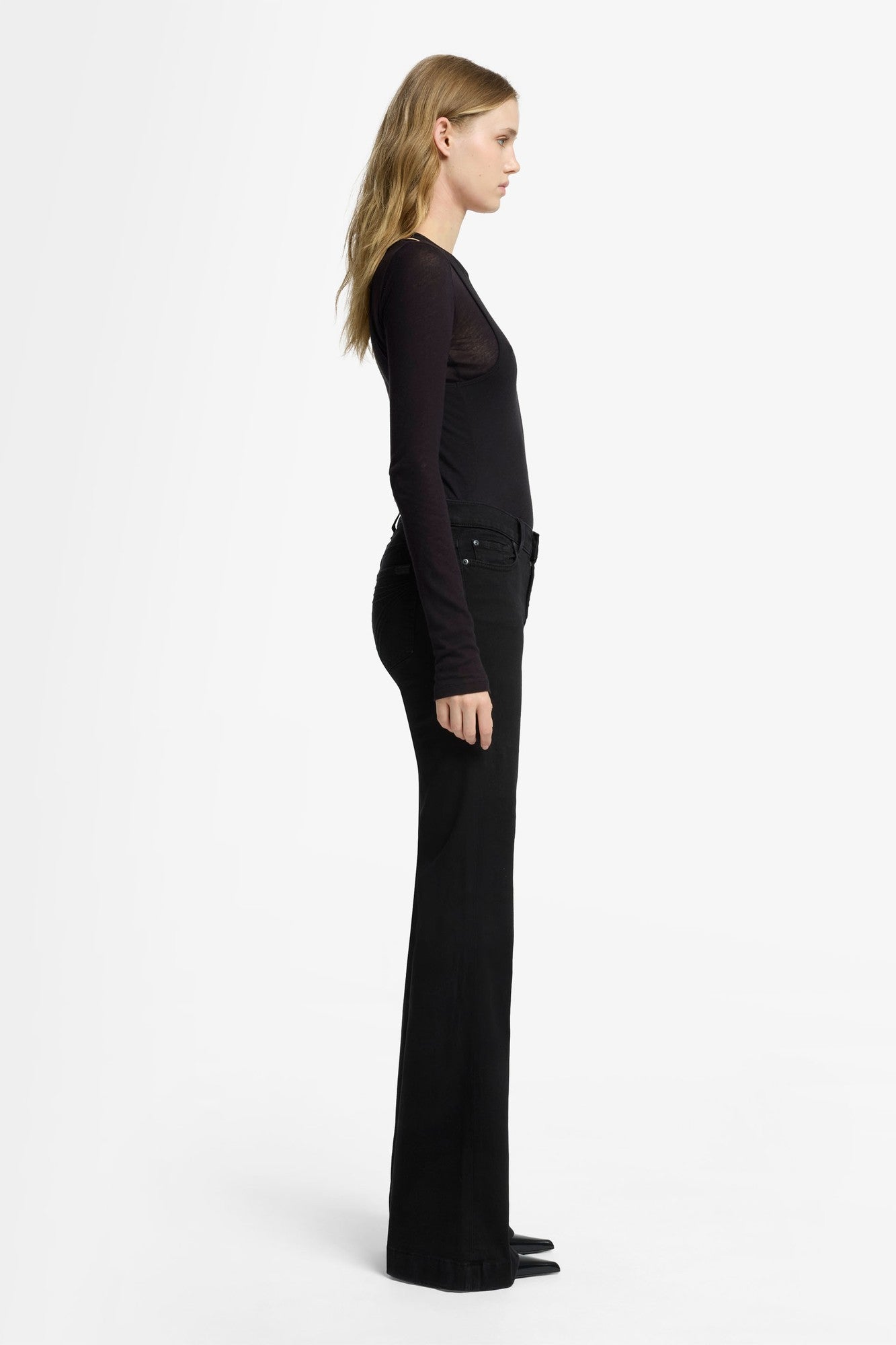 7-for-all-mankind-dojo-flare-jeans-in-night-black image 6