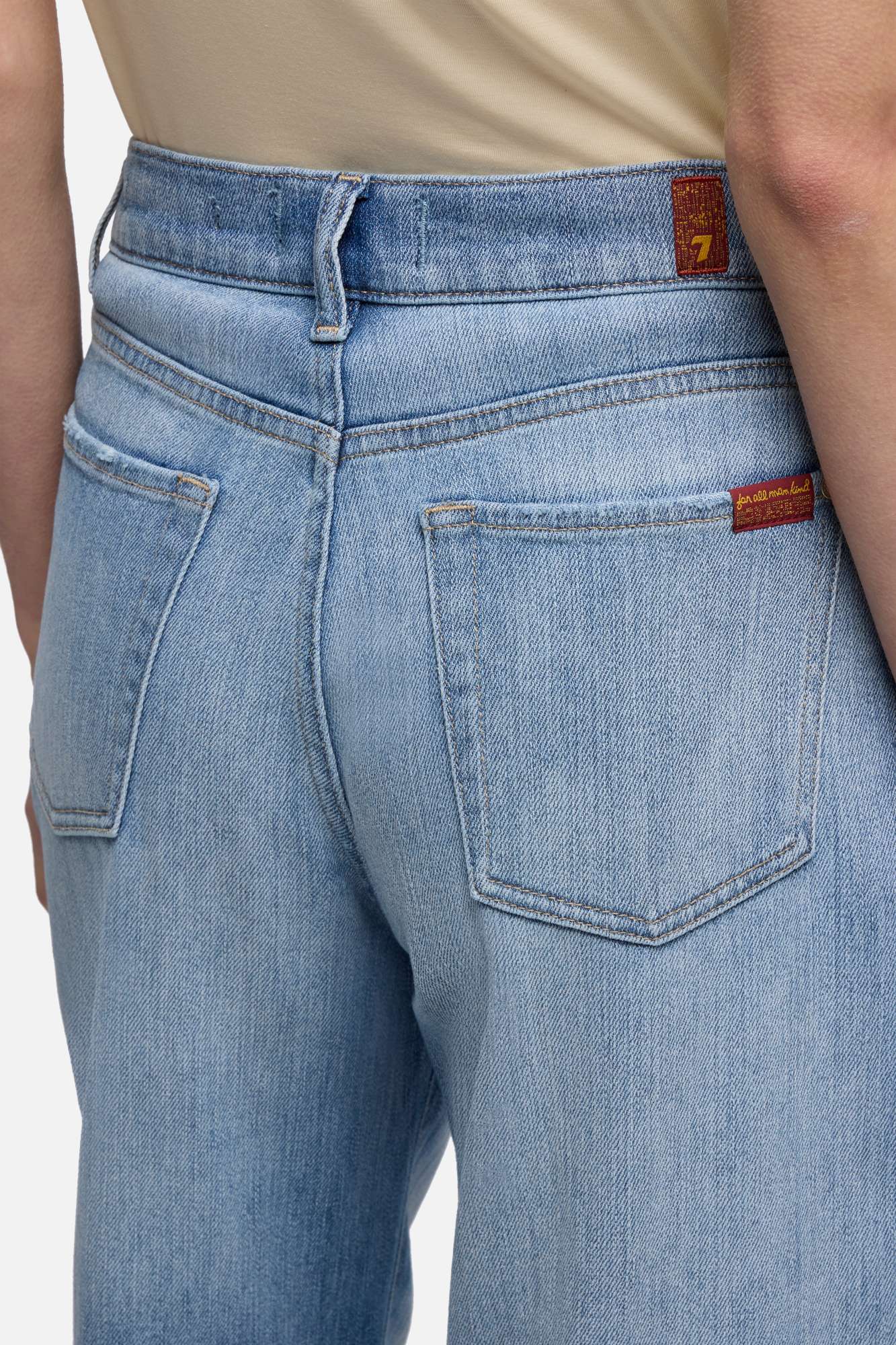 7-for-all-mankind-tailorless-lotta-wide-leg-jeans-in-airweft-chill-wave image 4