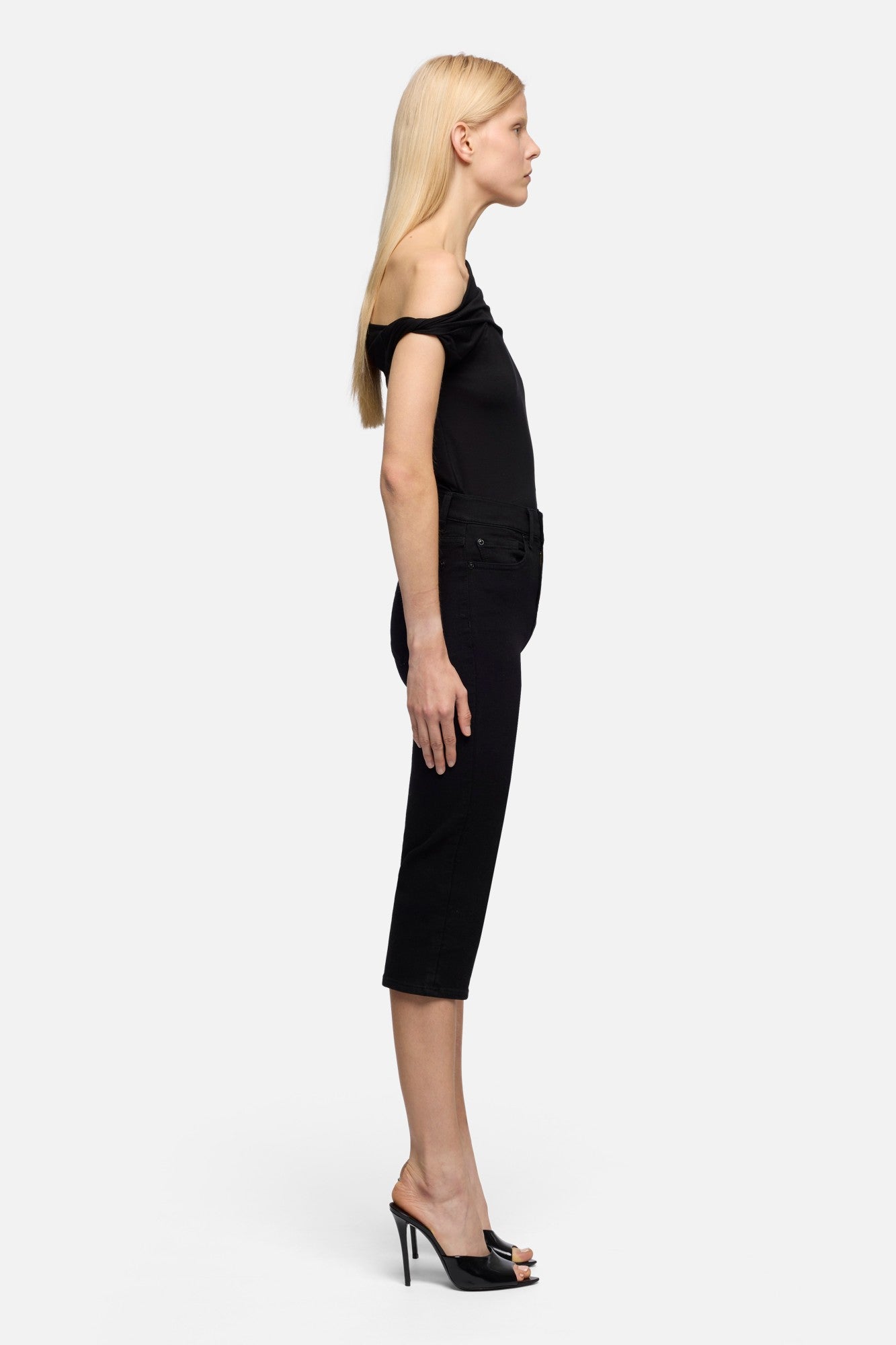 7-for-all-mankind-capri-jeans-slim-illusion-soho-night image 6