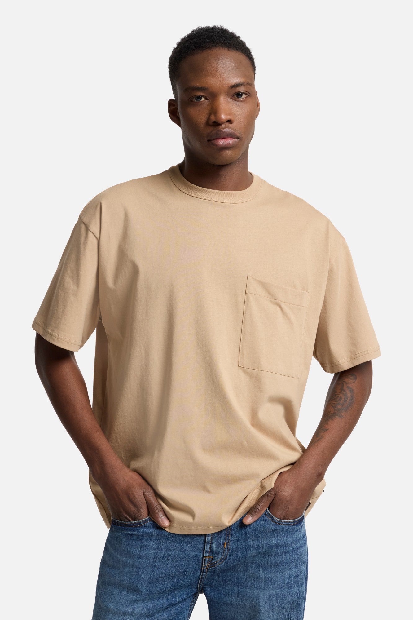 7-for-all-mankind-relaxed-t-shirt-kurzarm-beige-herren image 4