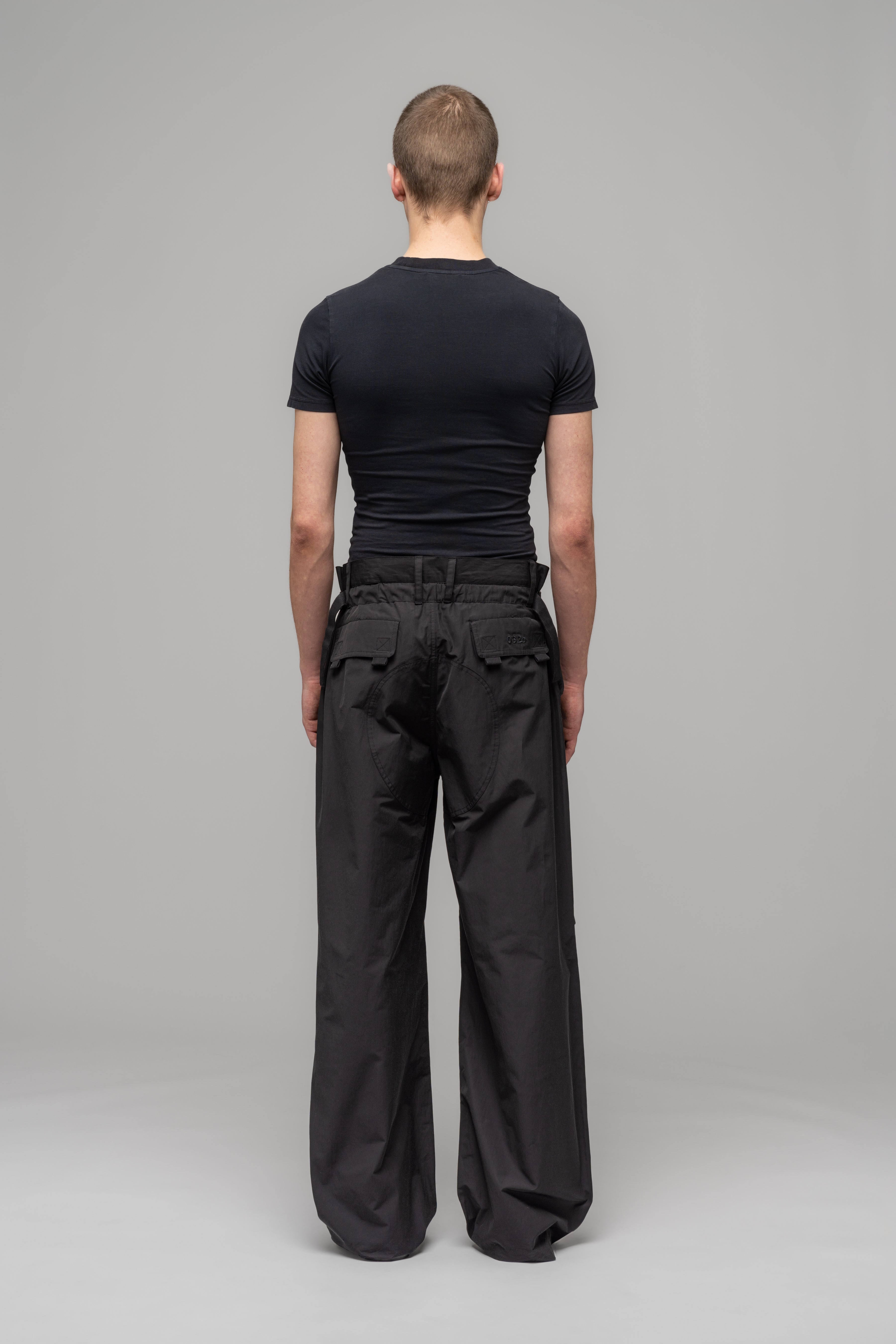 032c-hyperbole-parachute-cargo-trousers-weite-cargo-hose image 4