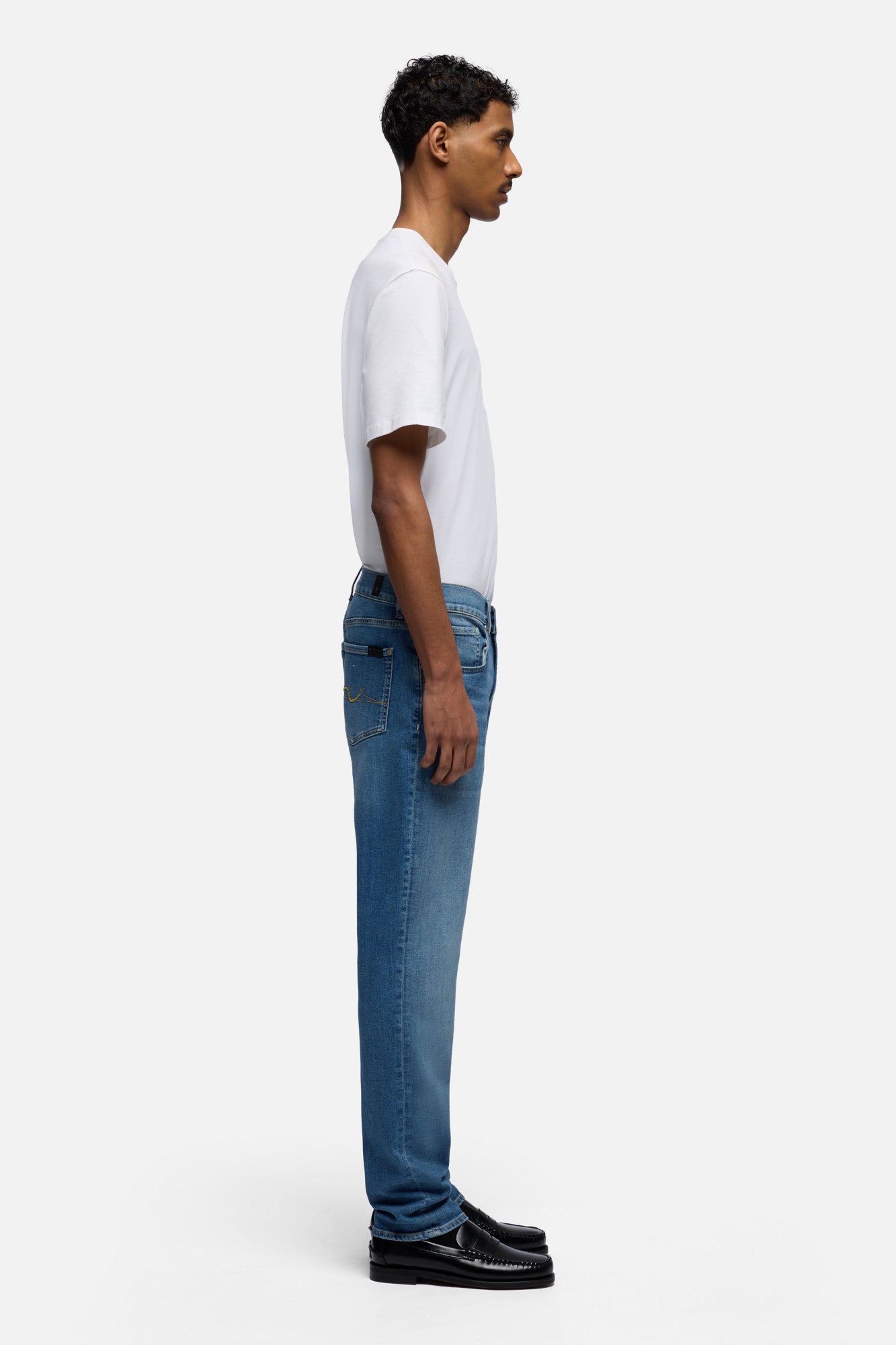 7-for-all-mankind-slimmy-tapered-herrenjeans-luxe-performance-wavefrom image 6