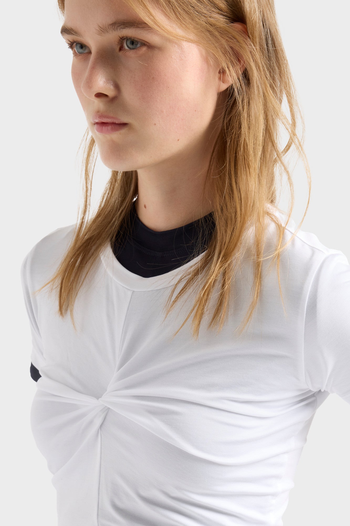 7-for-all-mankind-twisted-tee-lyocell-t-shirt-optical-white image 4