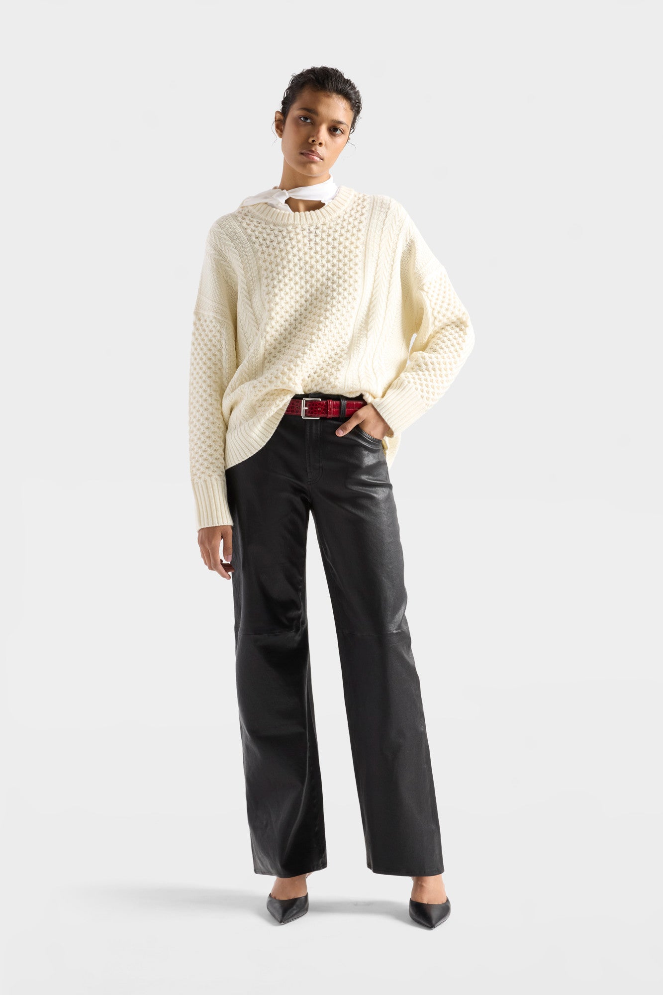 7-for-all-mankind-stovepipe-straight-lederhose-leather-black image 2