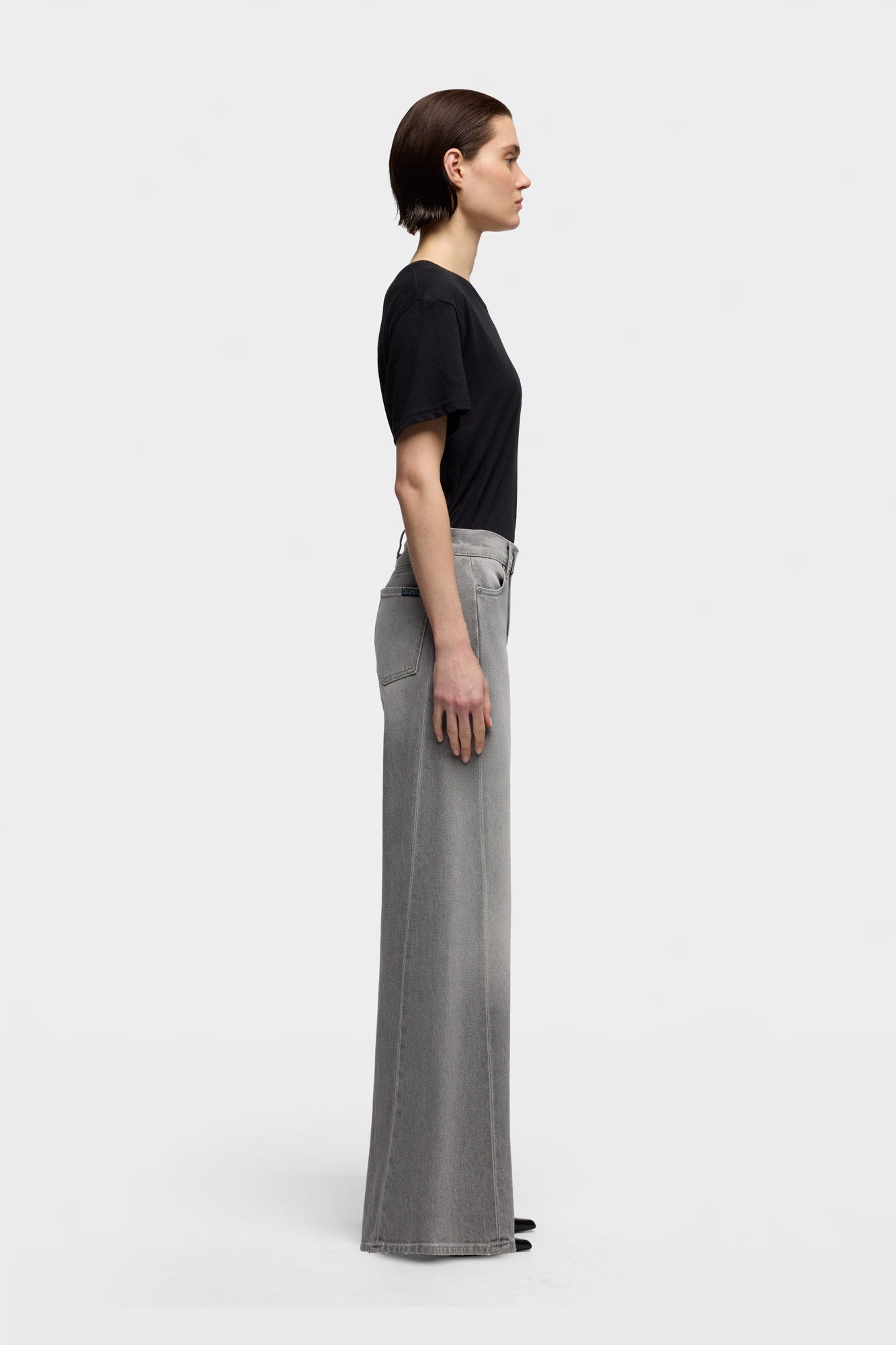 7-for-all-mankind-tailorless-lotta-wide-leg-jeans-denim-metal image 6