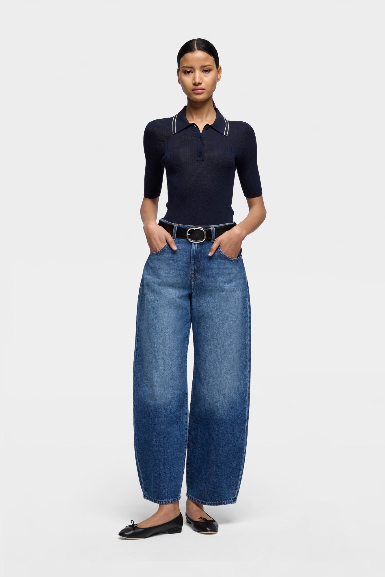 7-for-all-mankind-bonnie-curvilinear-barrel-jeans-denim-darkwind image 2