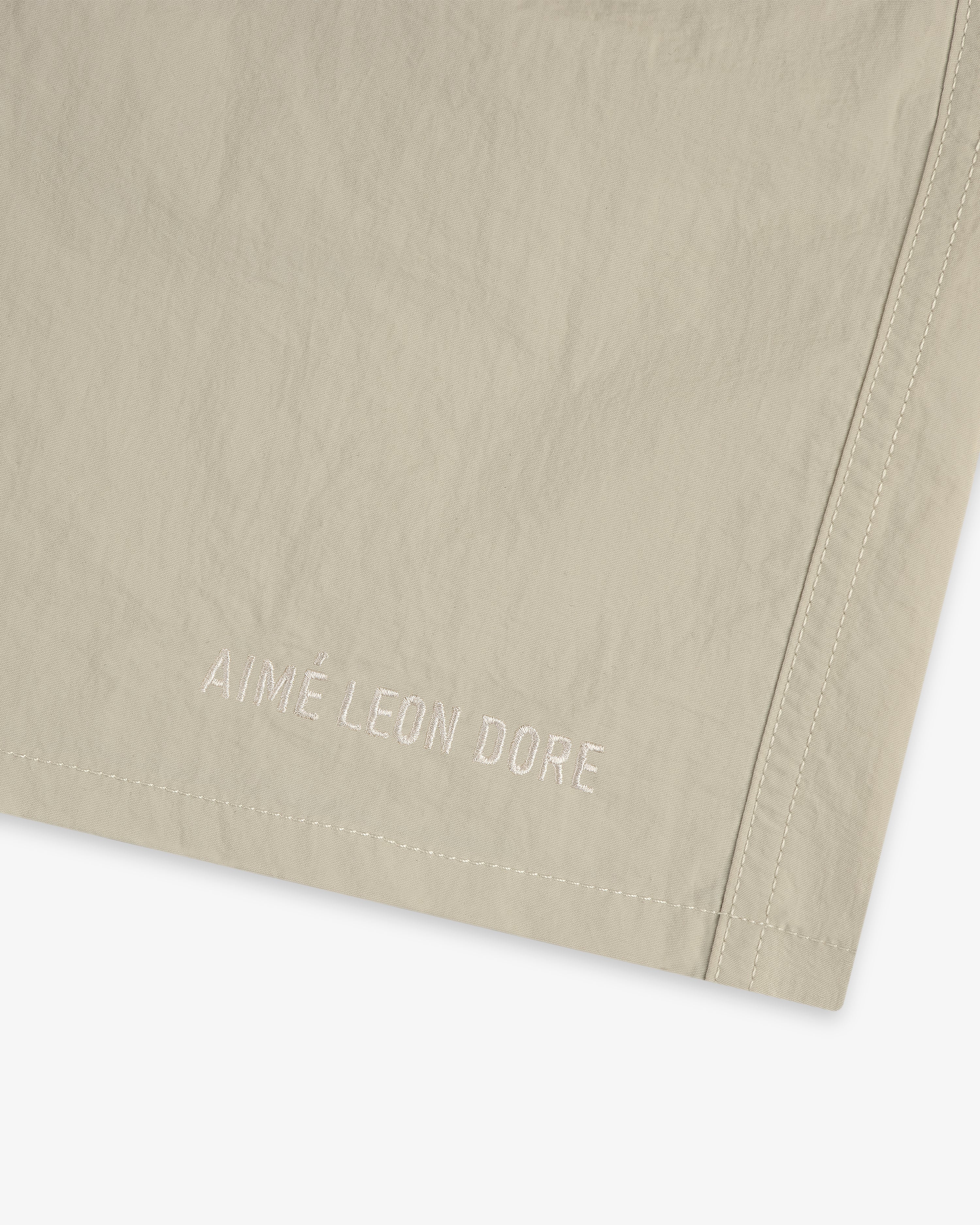 aim-leon-dore-core-nylon-short-beige-5 image 4