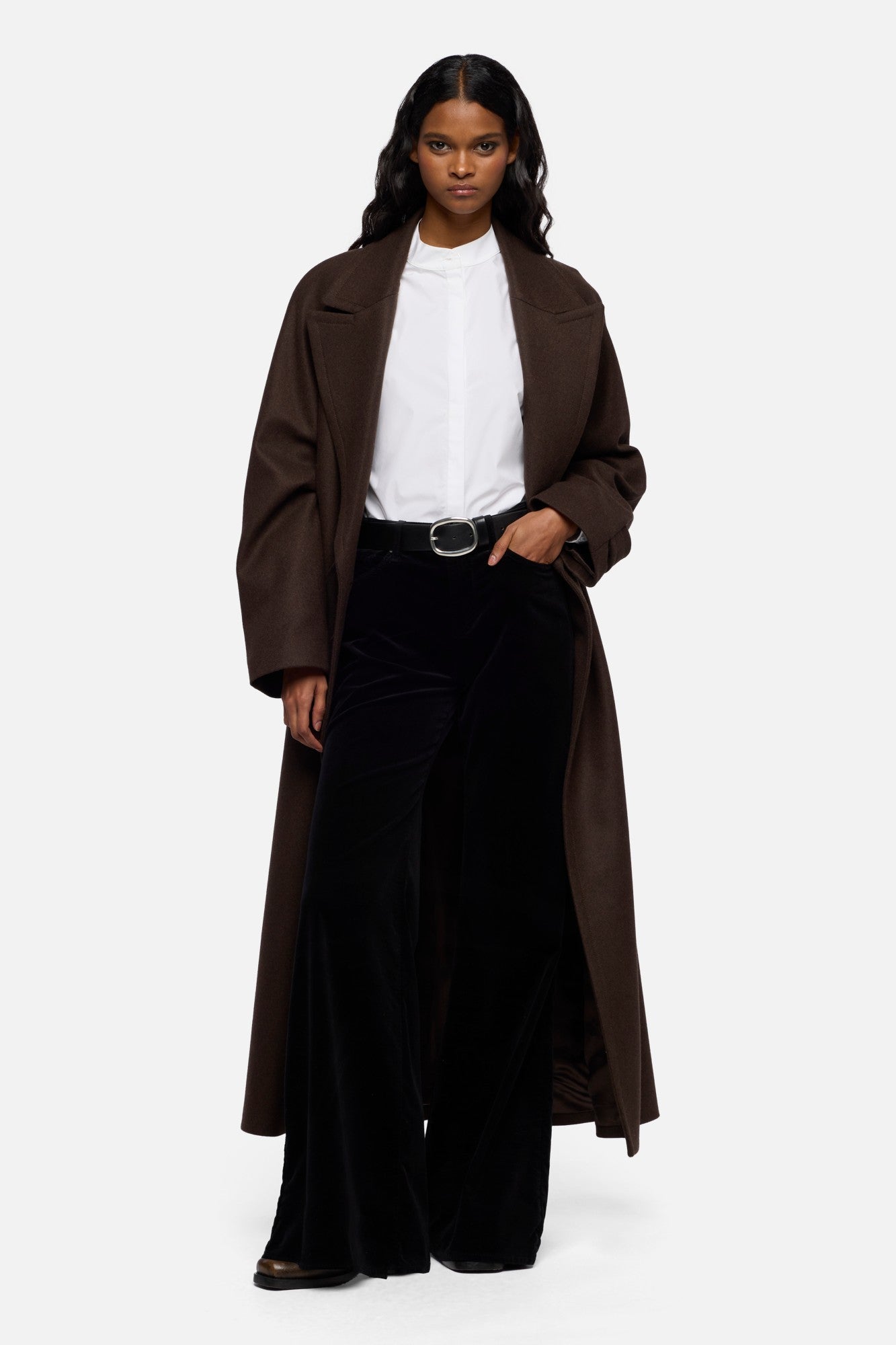 7-for-all-mankind-velvet-retro-flare-hose-black image 7