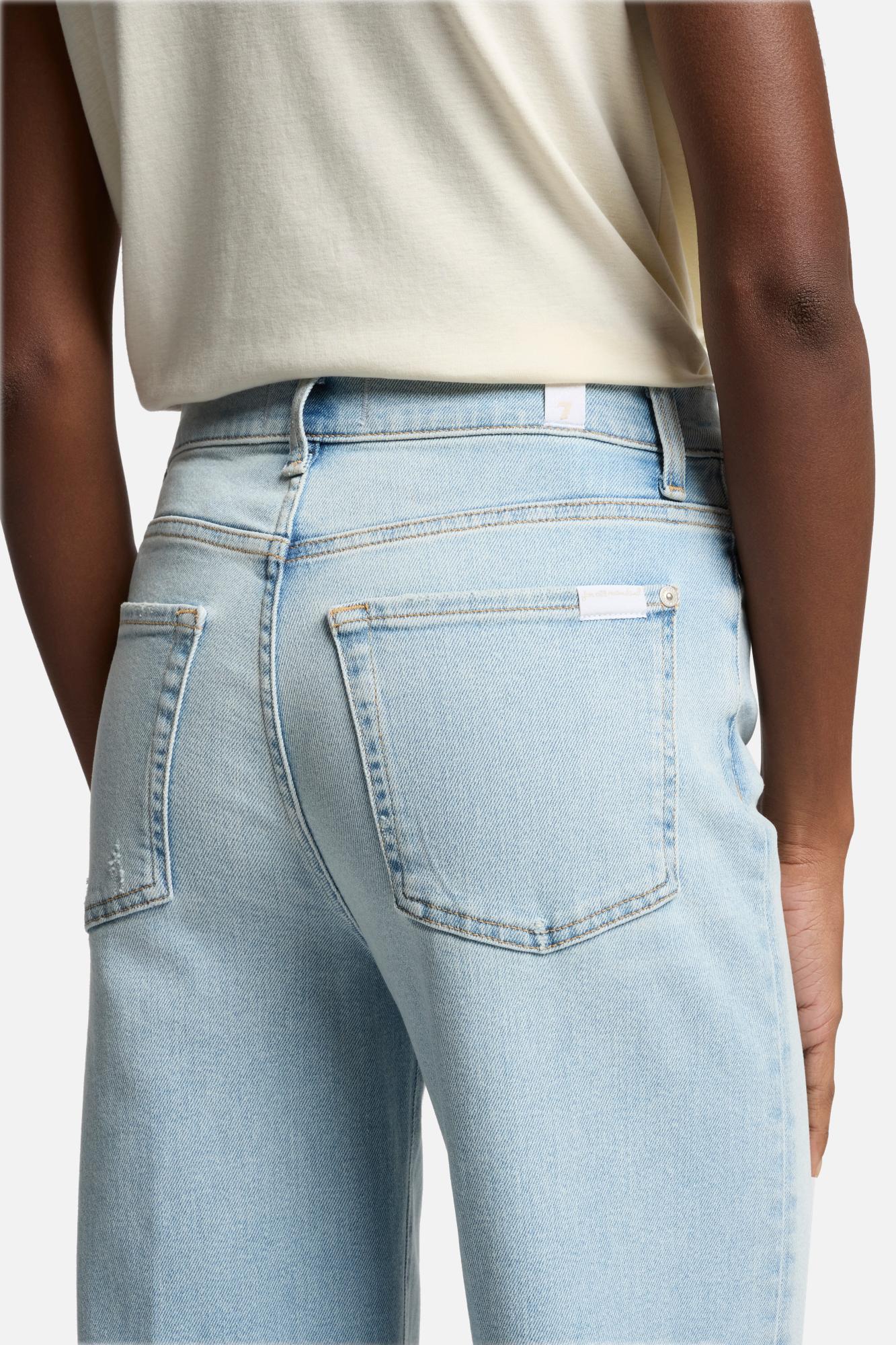 7-for-all-mankind-luxe-vintage-ultra-high-rise-cropped-jo-sunset-beach-jeans image 4