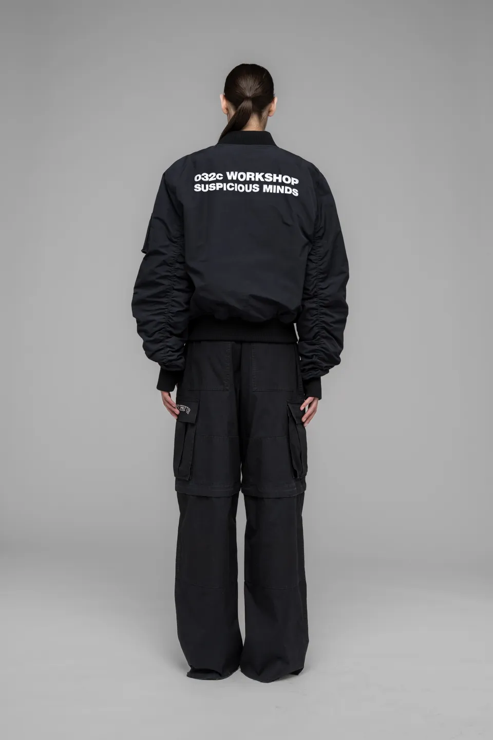 032c-suspicious-minds-bomberjacke-schwarz-mit-backprint image 1