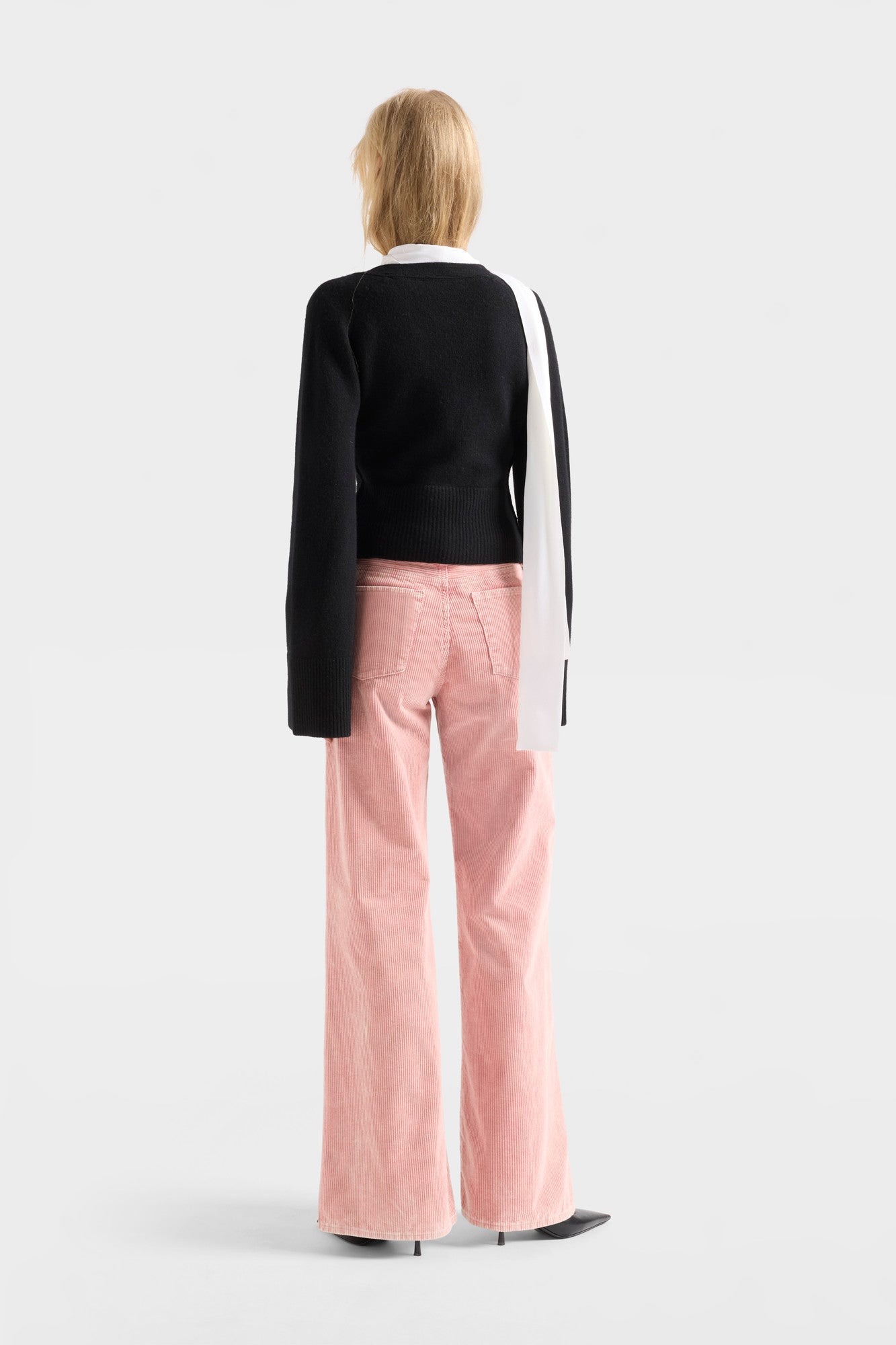 7-for-all-mankind-lotta-damen-cordhose-wide-leg-in-corduroy-blushing image 5