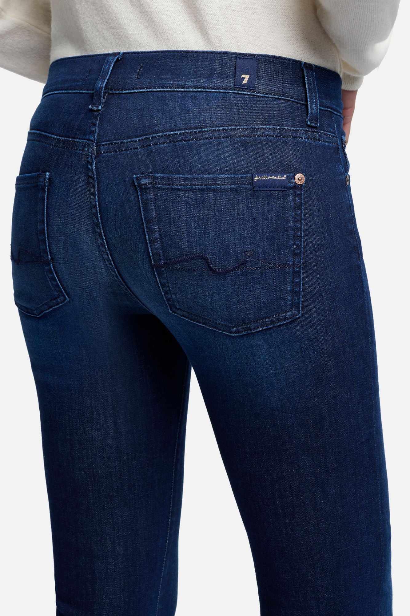 7-for-all-mankind-tailorless-b-air-bootcut-afternoon image 3