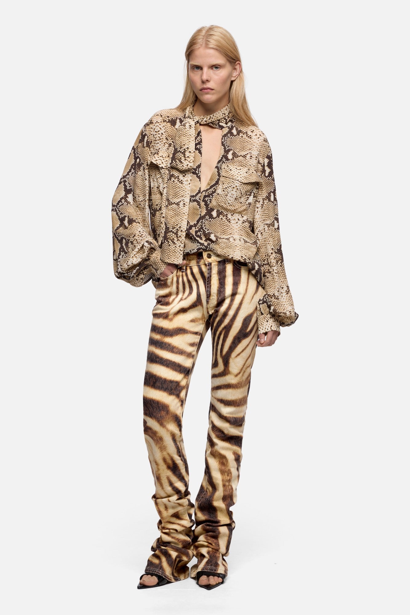7-for-all-mankind-balloon-sleeve-blouse-viscose-snake image 2