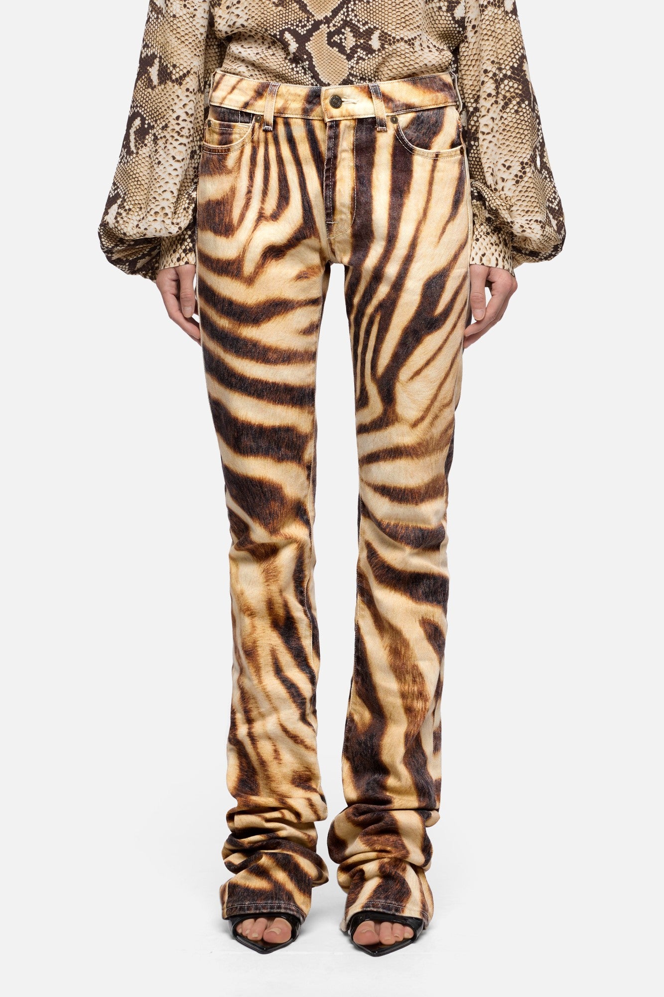 7-for-all-mankind-low-skinny-boot-hose-canvas-zebra image 3