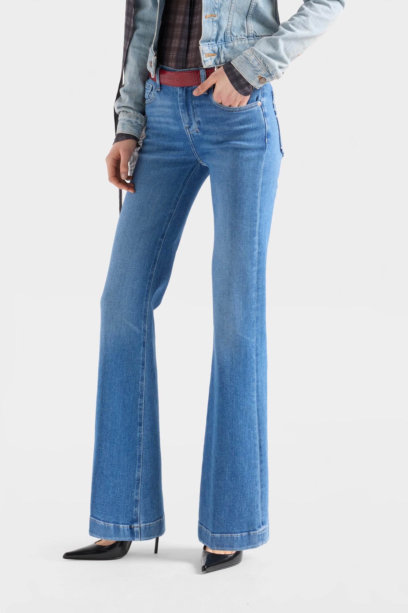 7-for-all-mankind-dojo-flare-jeans-slim-illusion-marine-damen image 3