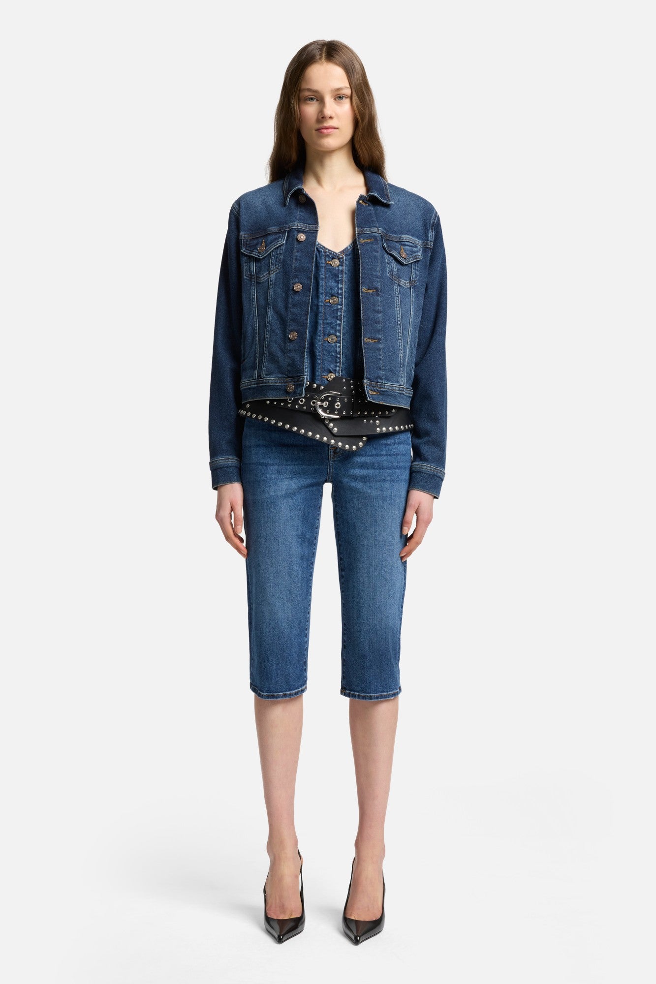 7-for-all-mankind-slim-illusion-capri-jeans-soho-light image 2