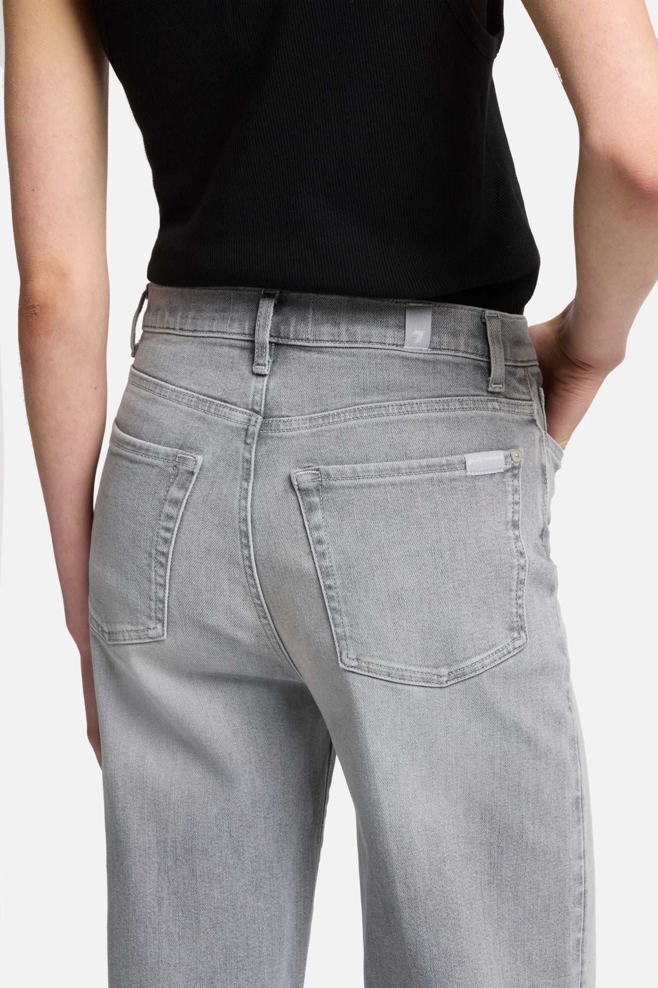 7-for-all-mankind-jo-ultra-high-rise-wide-leg-jeans-panalu image 4
